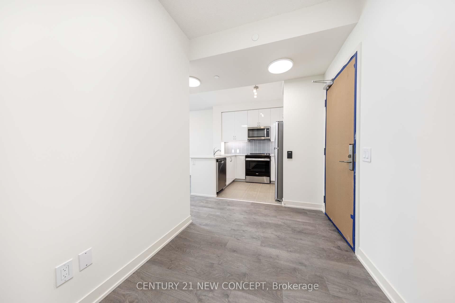 Photo 6 of Unit 705, 4955 Yonge Street E, North York, Newtonbrook East — HOMEH