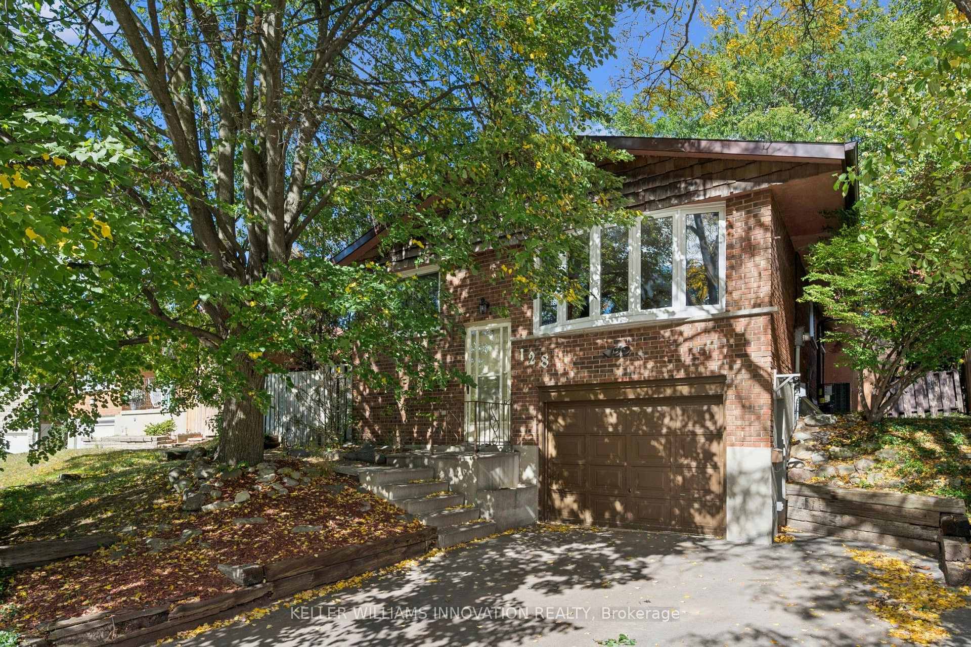 Photo of 128 Briar Knoll Drive