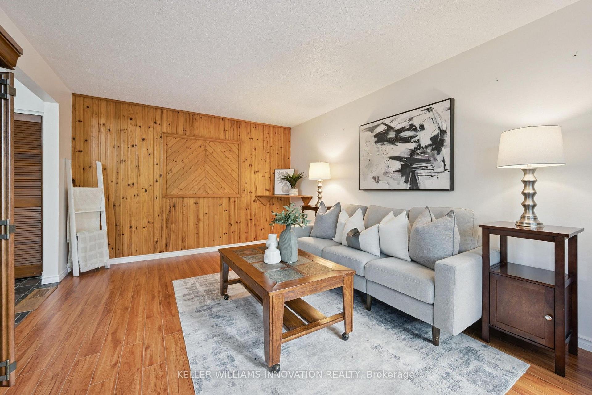 Photo 4 of 128 Briar Knoll Drive, Kitchener, Country Hills West — HOMEH