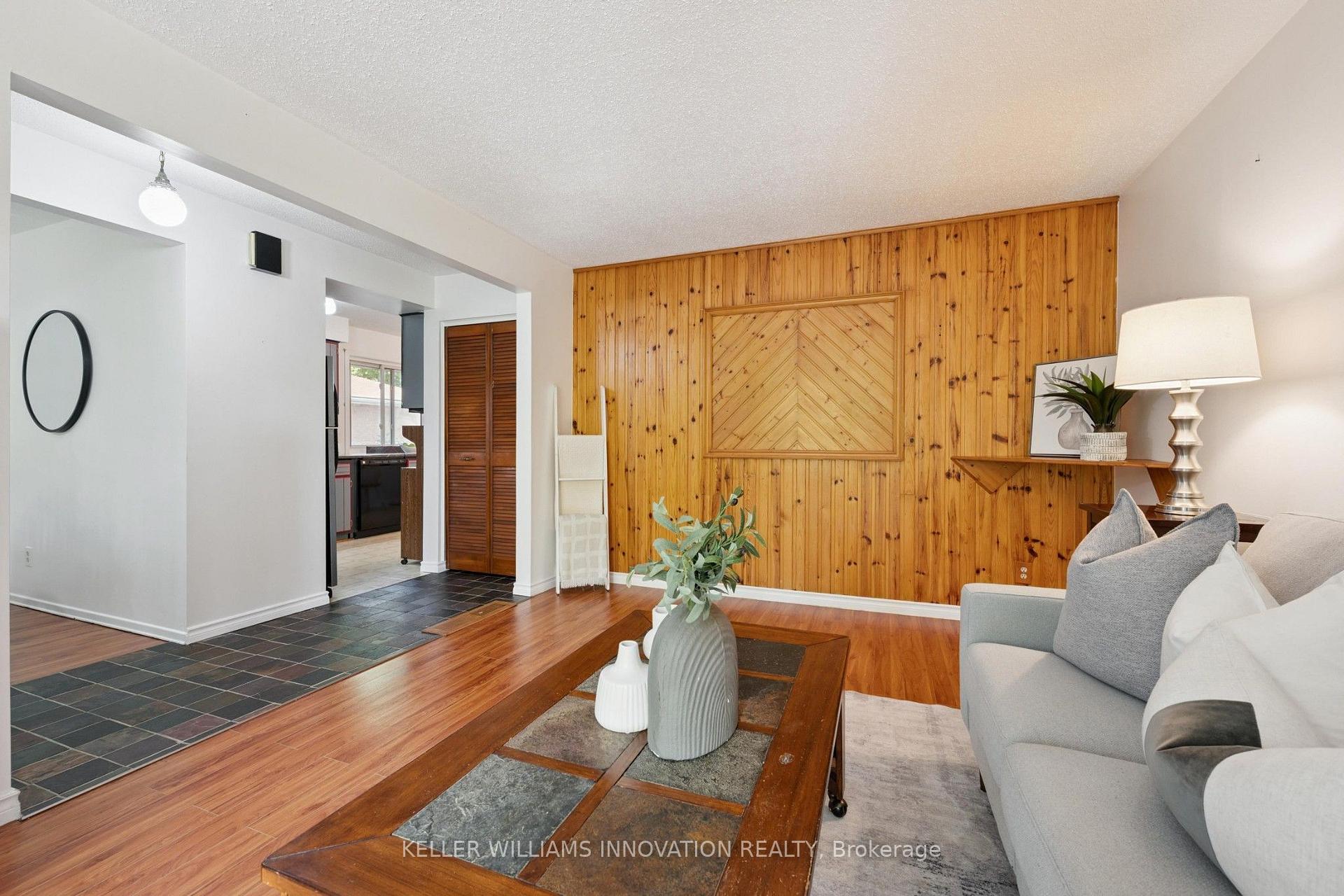 Photo 5 of 128 Briar Knoll Drive, Kitchener, Country Hills West — HOMEH
