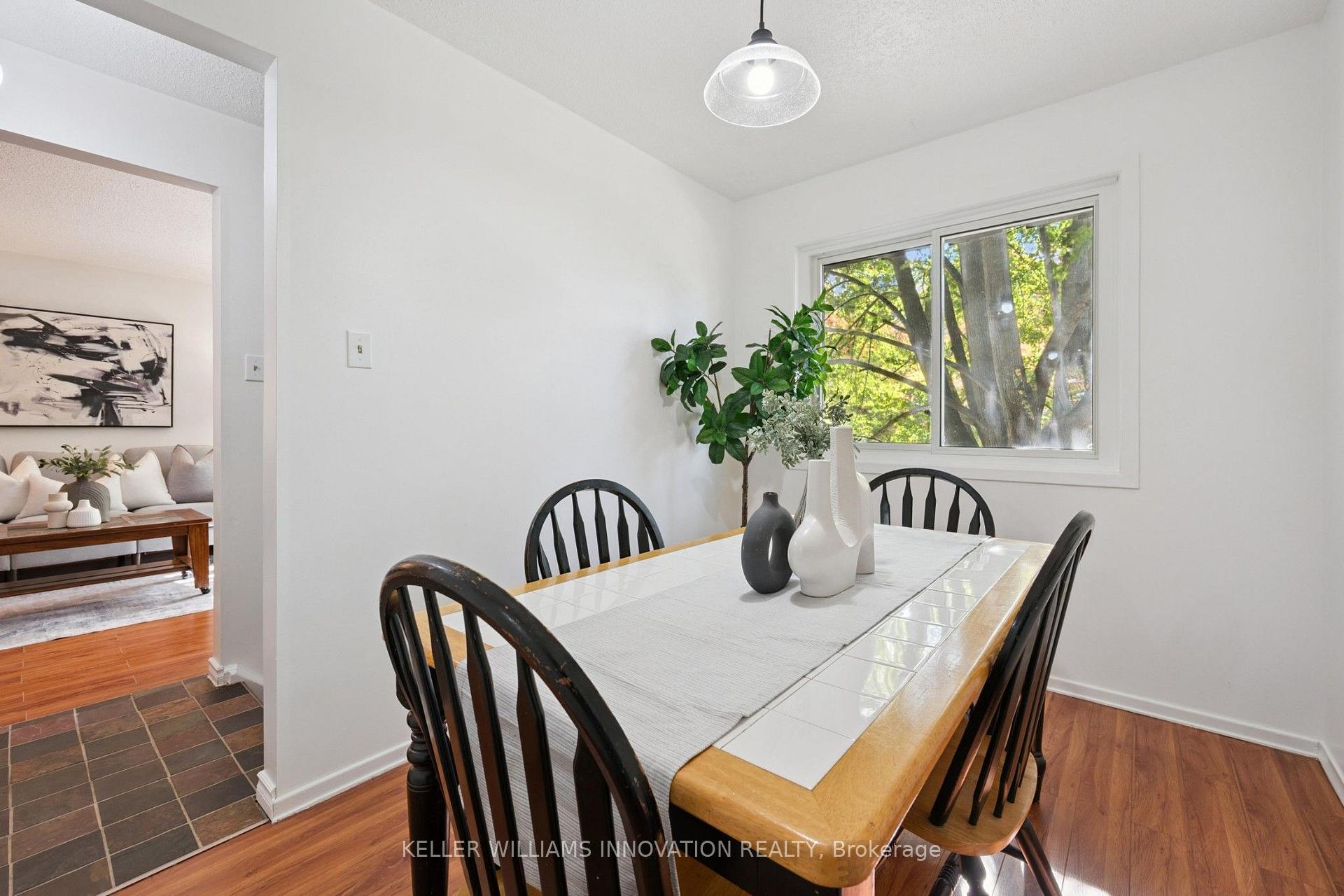 Photo 8 of 128 Briar Knoll Drive, Kitchener, Country Hills West — HOMEH