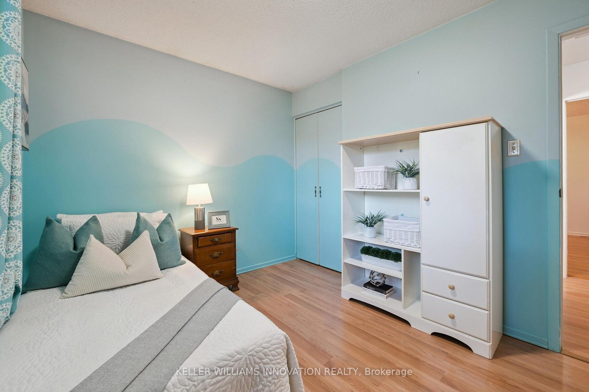 Photo 20 of 128 Briar Knoll Drive, Kitchener, Country Hills West — HOMEH