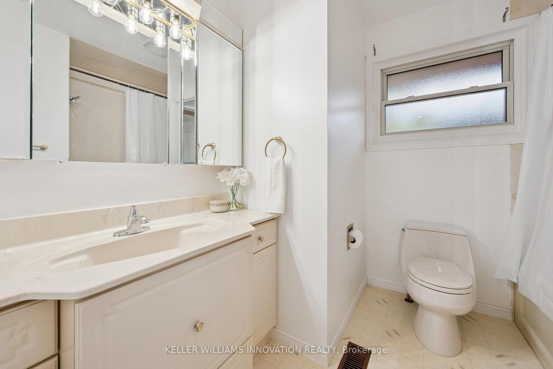 Photo 21 of 128 Briar Knoll Drive, Kitchener, Country Hills West — HOMEH