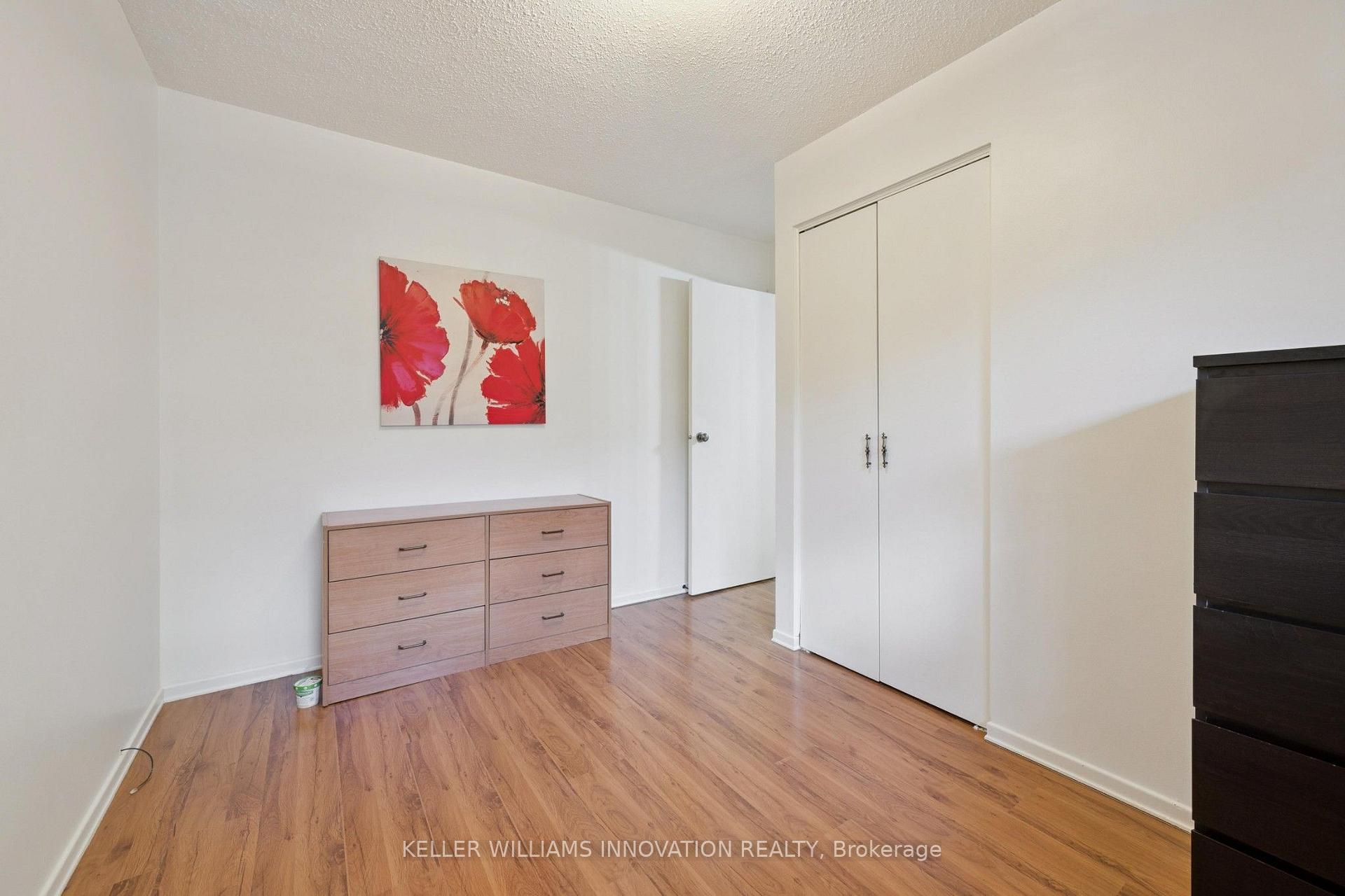 Photo 24 of 128 Briar Knoll Drive, Kitchener, Country Hills West — HOMEH