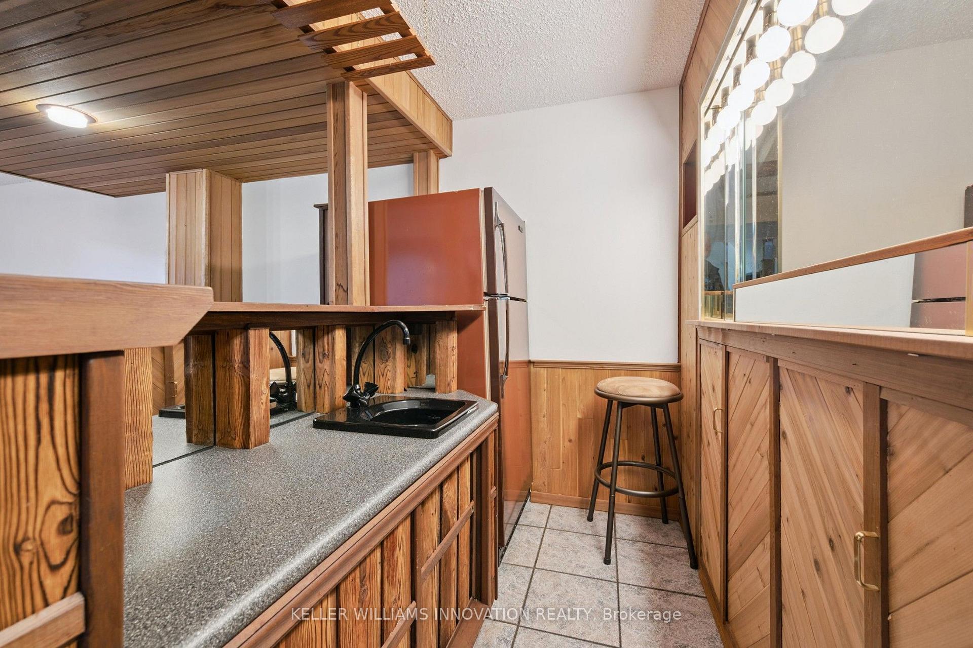 Photo 32 of 128 Briar Knoll Drive, Kitchener, Country Hills West — HOMEH