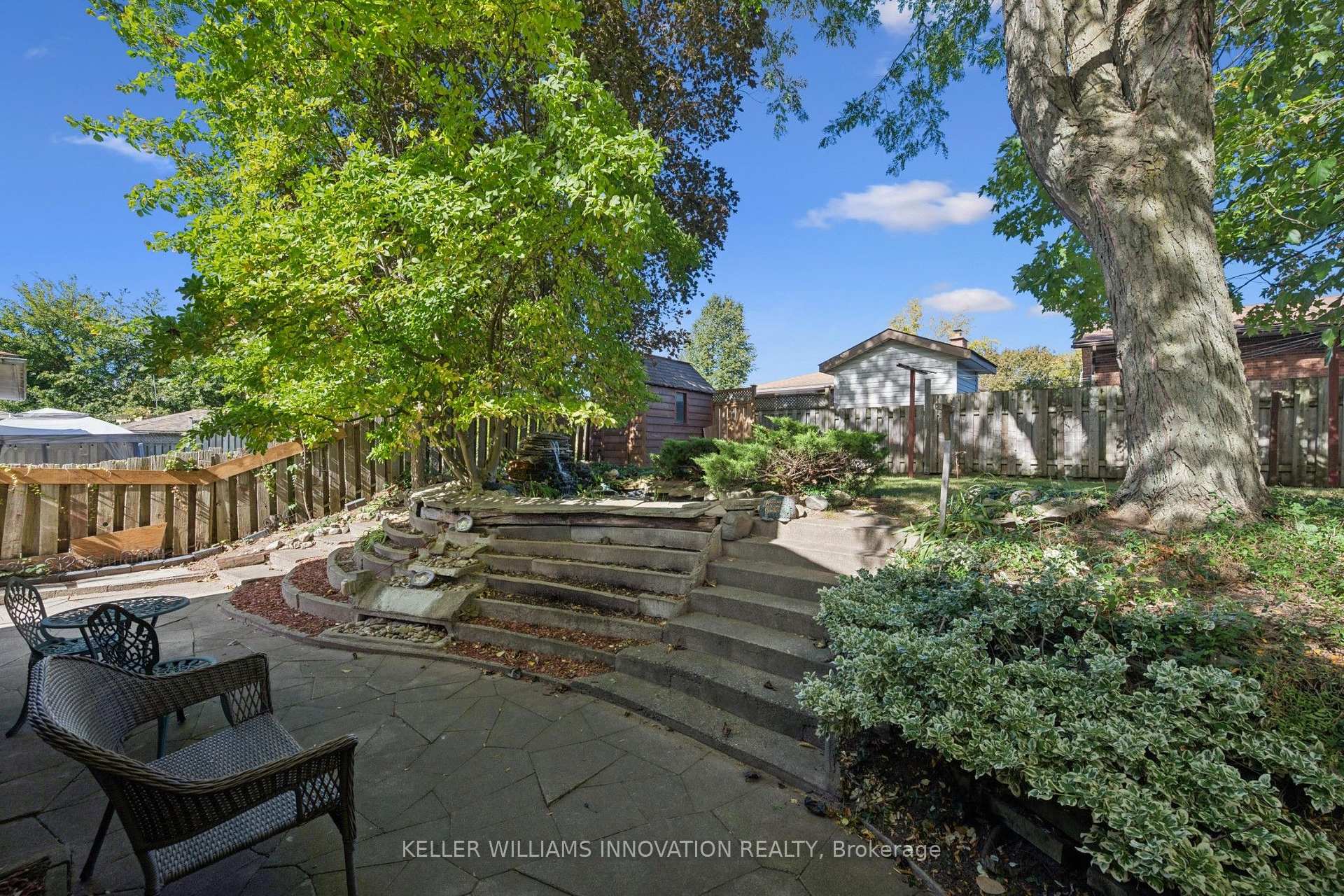 Photo 35 of 128 Briar Knoll Drive, Kitchener, Country Hills West — HOMEH