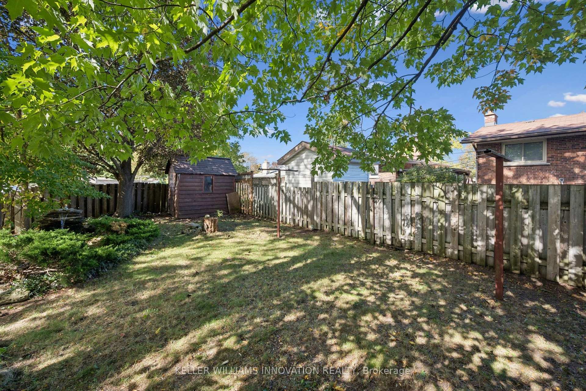 Photo 38 of 128 Briar Knoll Drive, Kitchener, Country Hills West — HOMEH