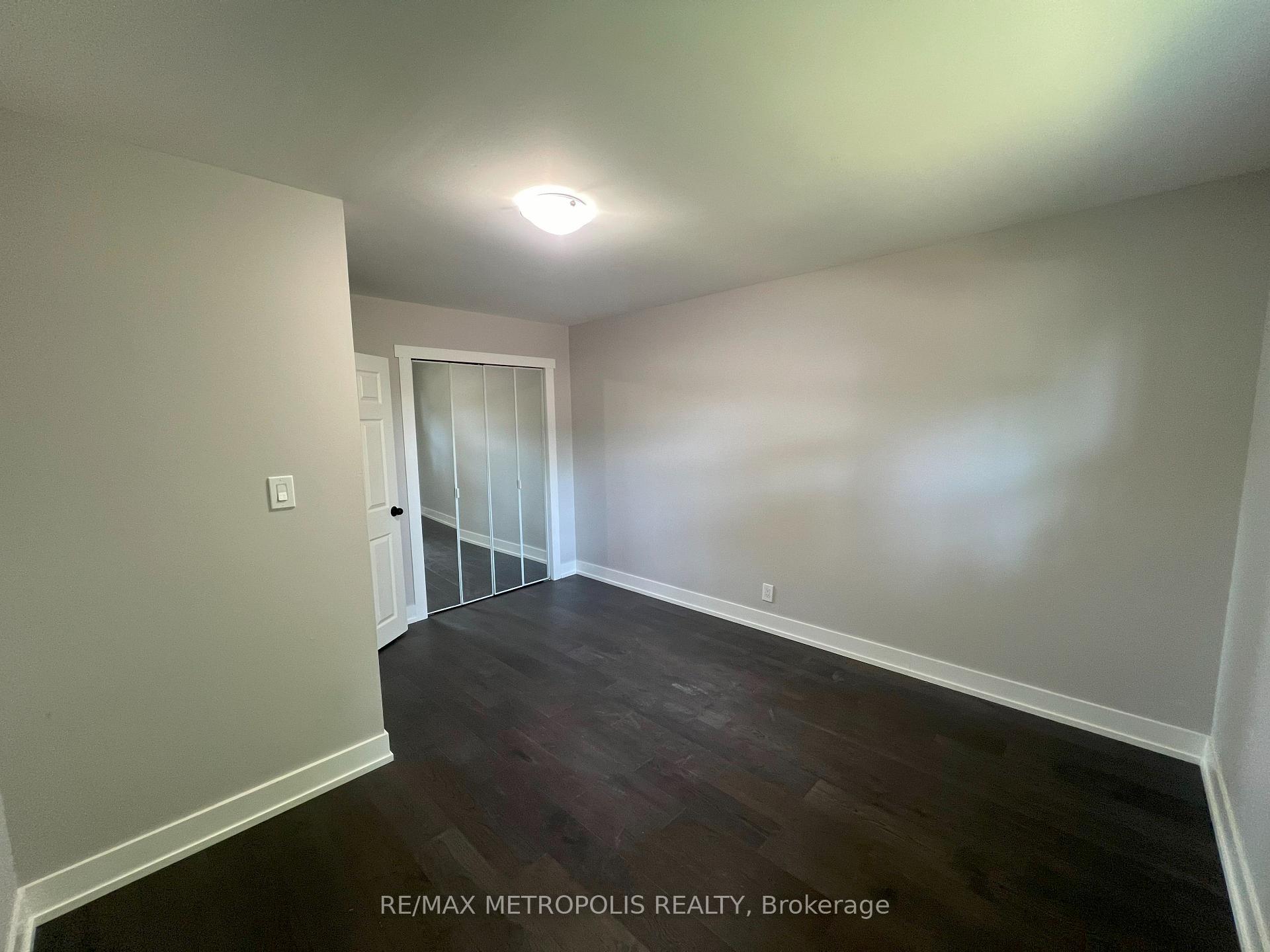 Photo 6 of Unit MAIN, 797 Zator Avenue, Pickering, Bay Ridges — HOMEH
