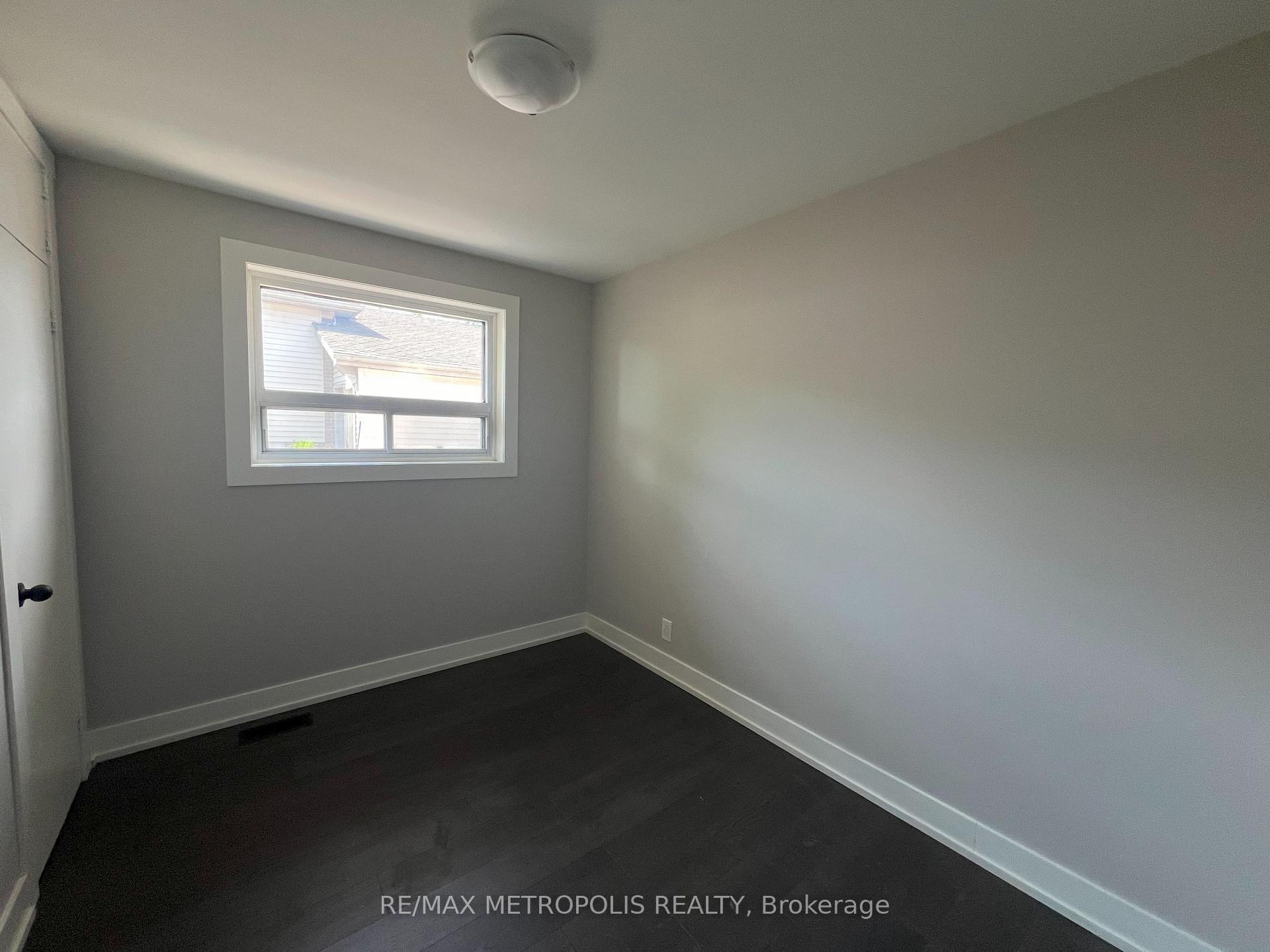 Photo 8 of Unit MAIN, 797 Zator Avenue, Pickering, Bay Ridges — HOMEH