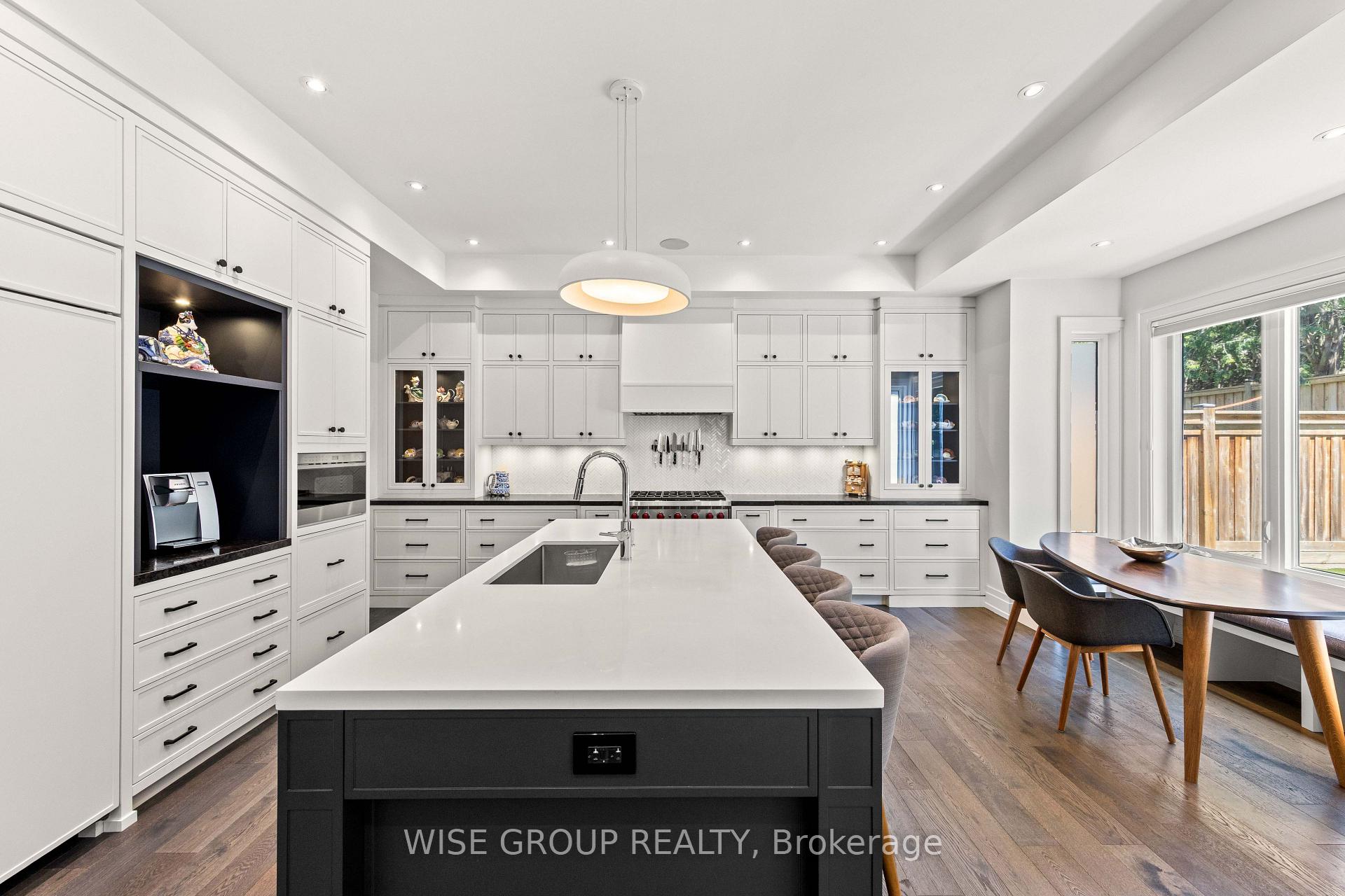 Photo 14 of 50 Sheldrake Boulevard, Toronto, Mount Pleasant East — HOMEH