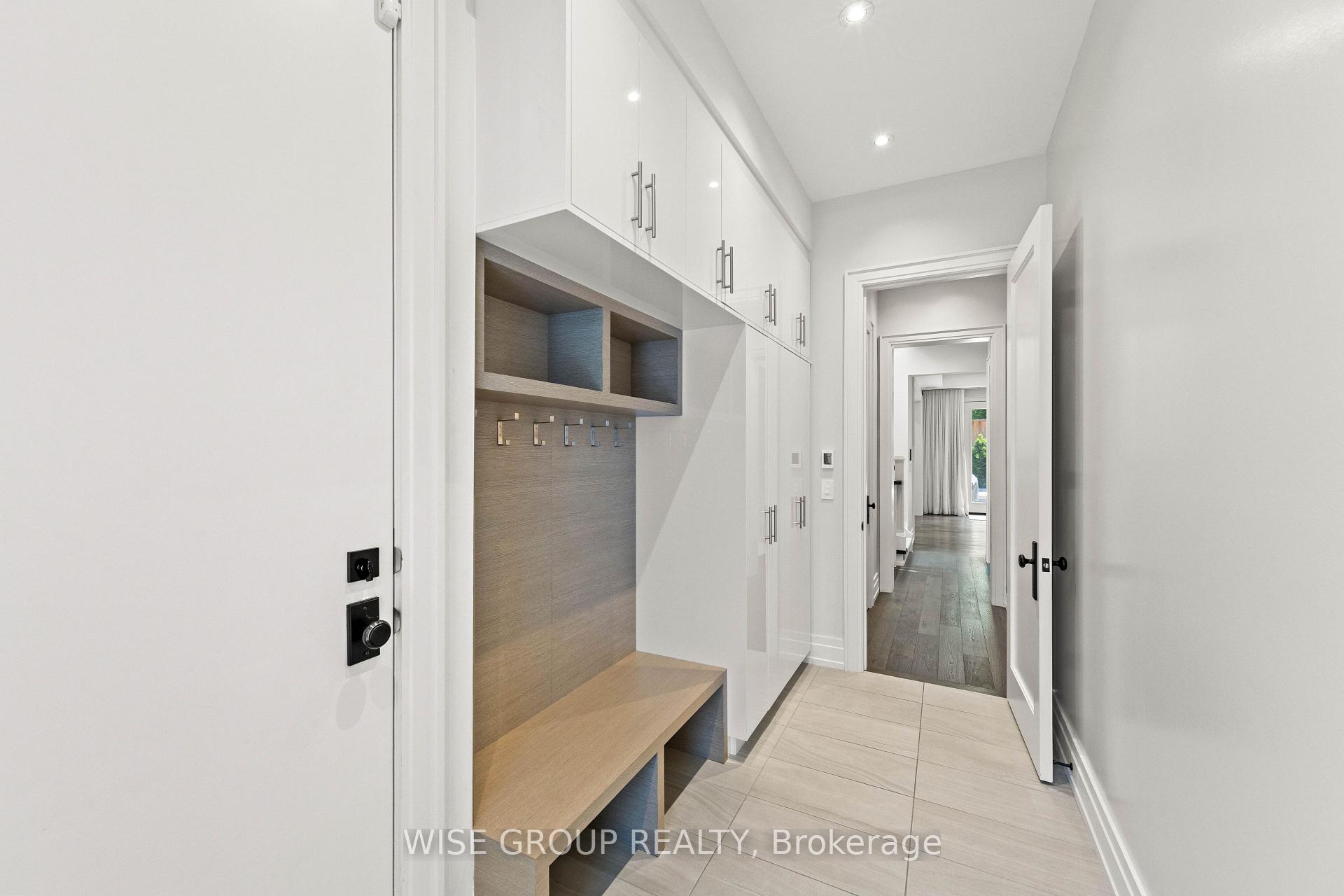 Photo 21 of 50 Sheldrake Boulevard, Toronto, Mount Pleasant East — HOMEH