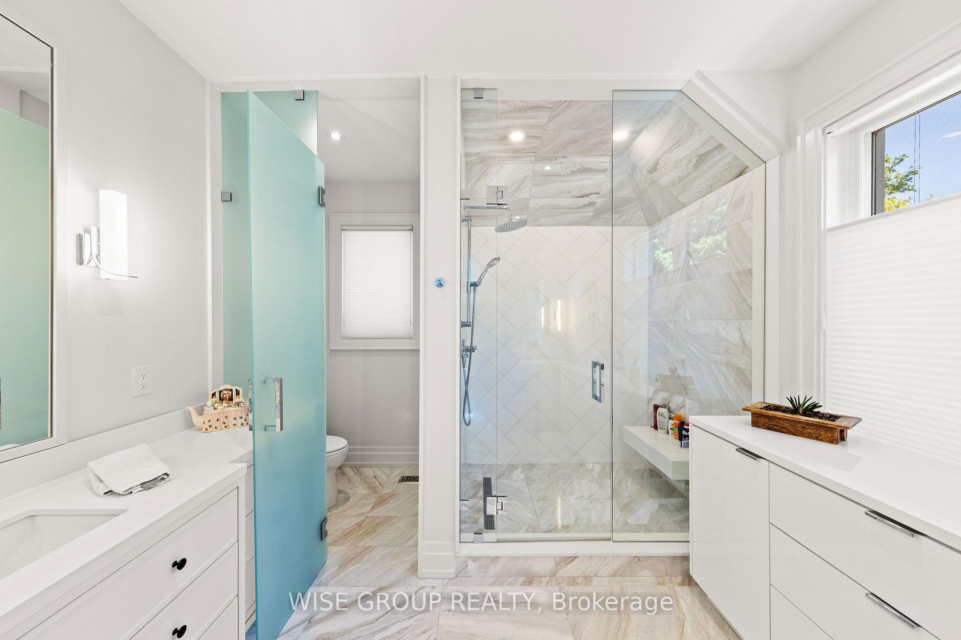 Photo 29 of 50 Sheldrake Boulevard, Toronto, Mount Pleasant East — HOMEH