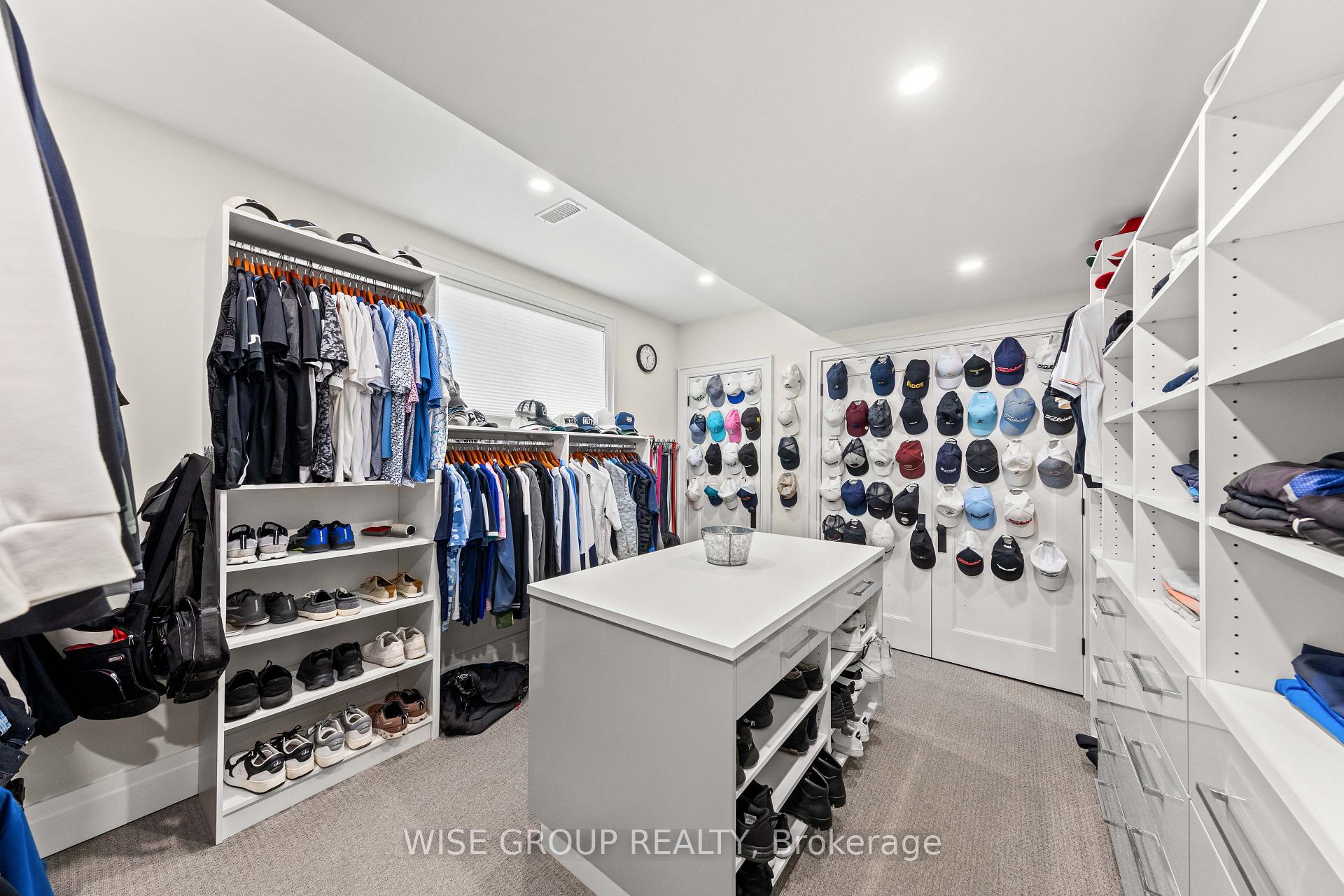 Photo 44 of 50 Sheldrake Boulevard, Toronto, Mount Pleasant East — HOMEH