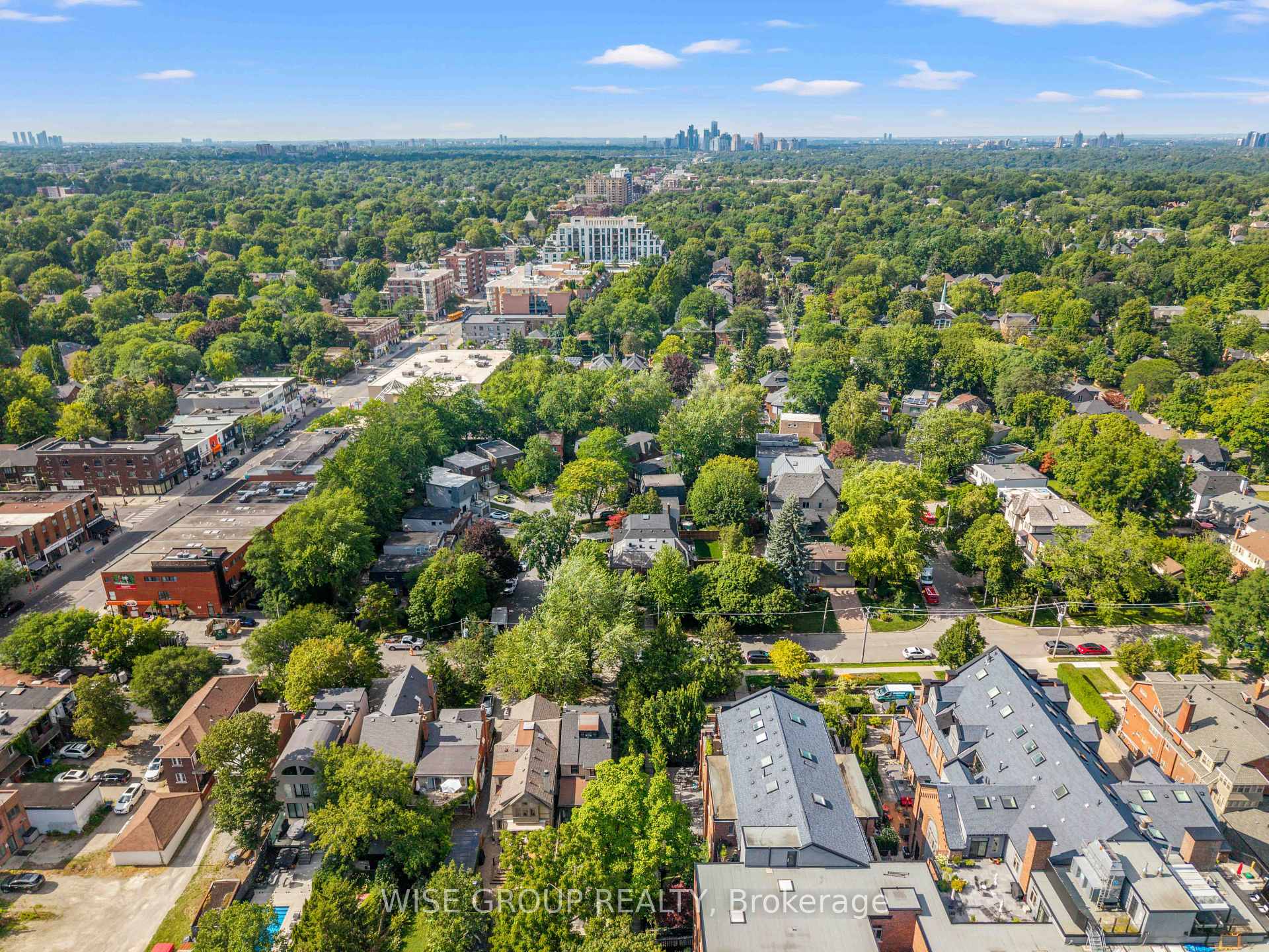 Photo 53 of 50 Sheldrake Boulevard, Toronto, Mount Pleasant East — HOMEH
