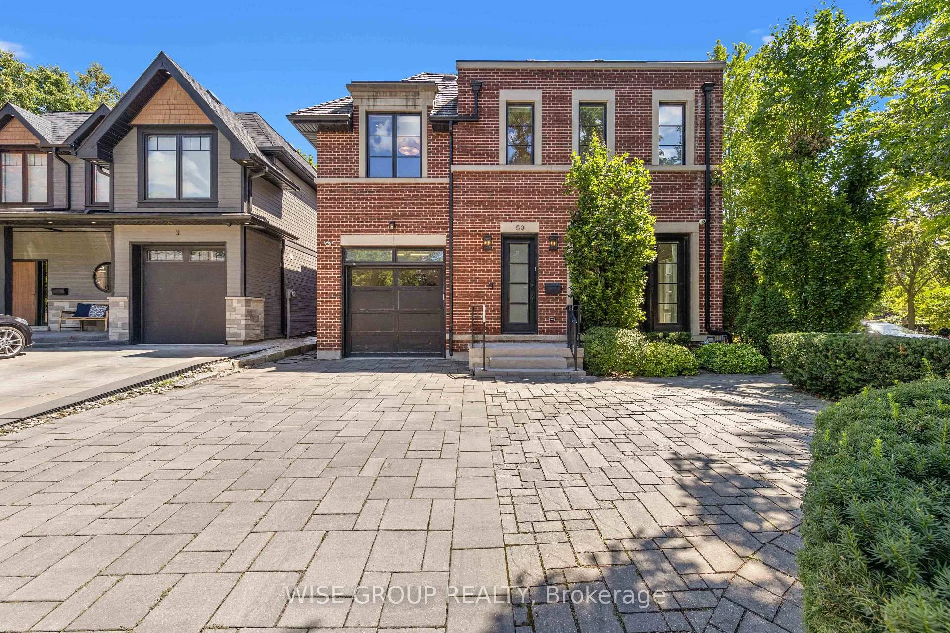 Photo 4 of 50 Sheldrake Boulevard, Toronto, Mount Pleasant East — HOMEH
