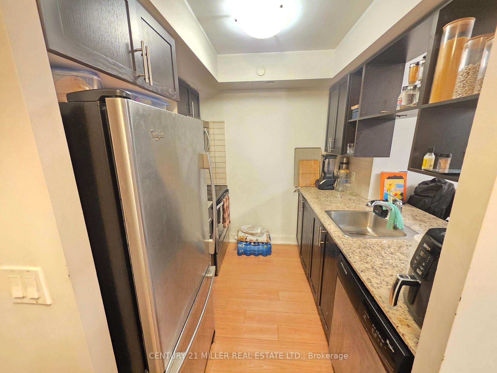 Photo 4 of Unit 506, 6 Eva Road, Etobicoke, Etobicoke West Mall — HOMEH