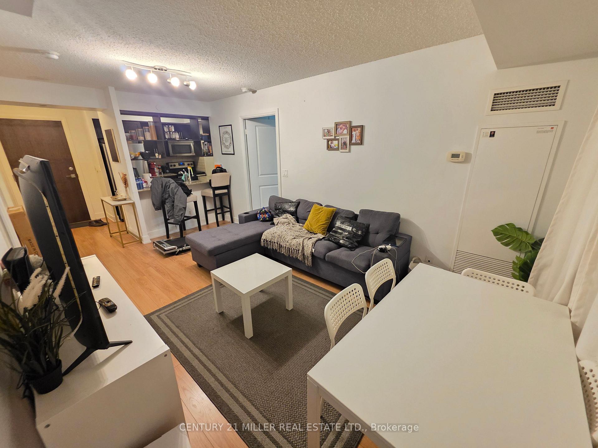 Photo 10 of Unit 506, 6 Eva Road, Etobicoke, Etobicoke West Mall — HOMEH