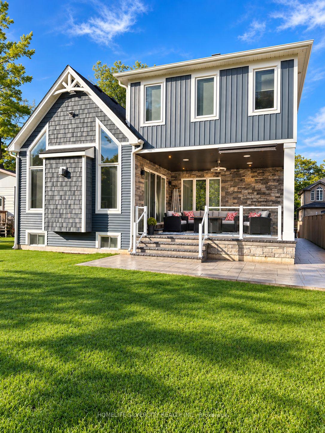 Photo 2 of 7 Elm Drive, Wasaga Beach — HOMEH