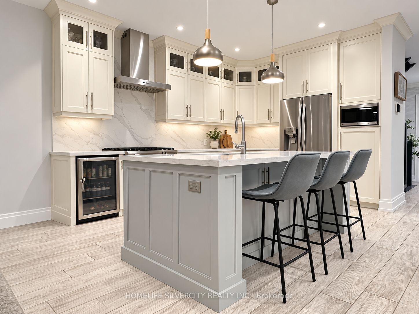 Photo 16 of 7 Elm Drive, Wasaga Beach — HOMEH