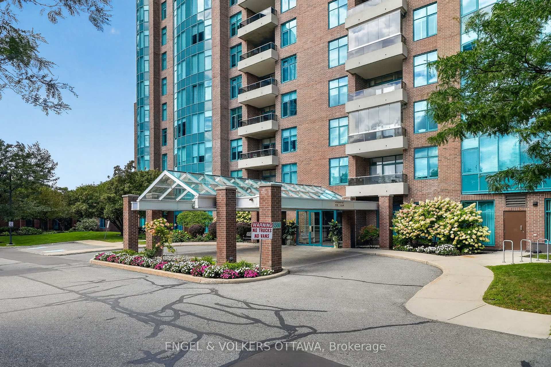 Photo 2 of Unit 1608, 3580 Rivergate Way, Ottawa, Quinterra — HOMEH