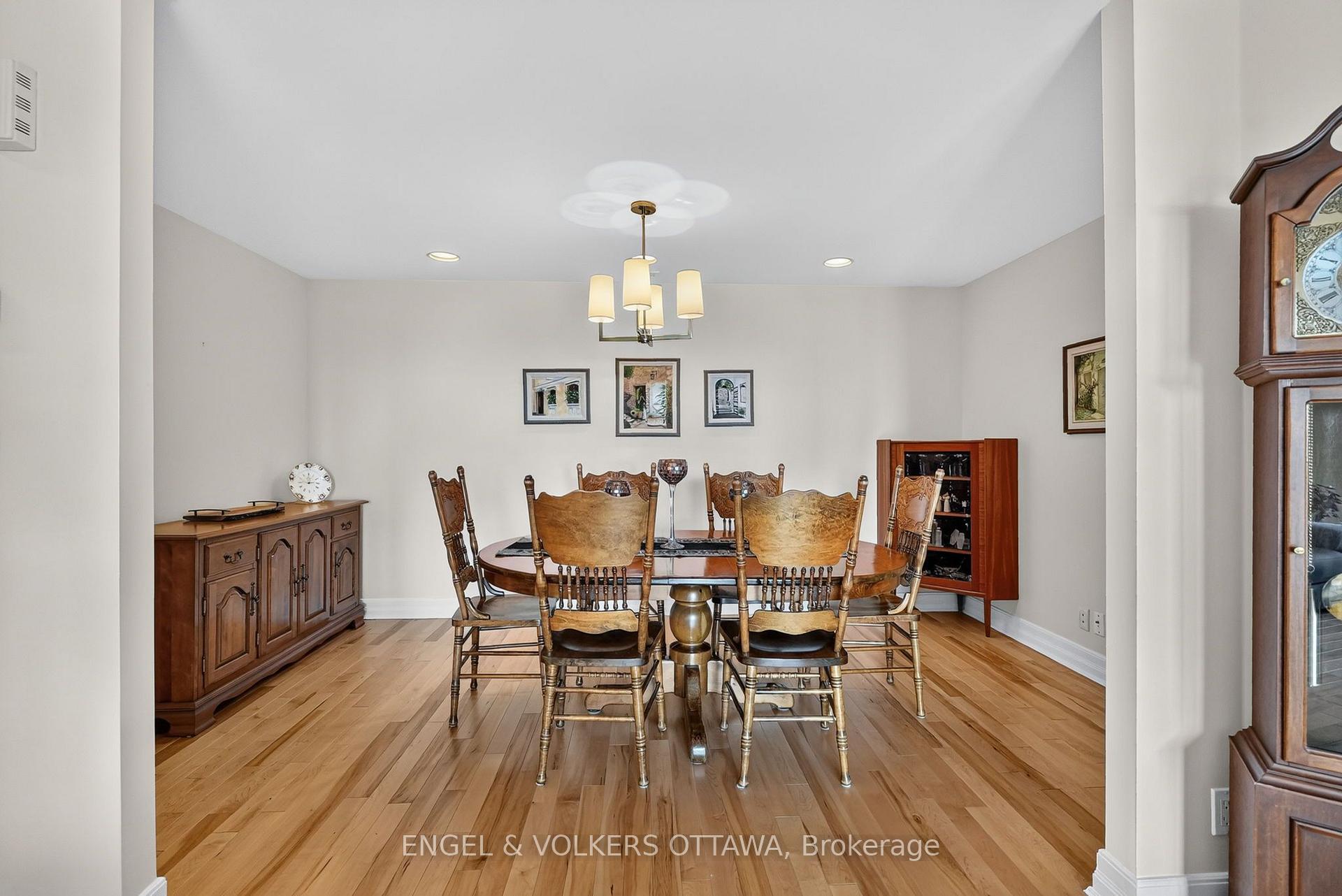 Photo 7 of Unit 1608, 3580 Rivergate Way, Ottawa, Quinterra — HOMEH