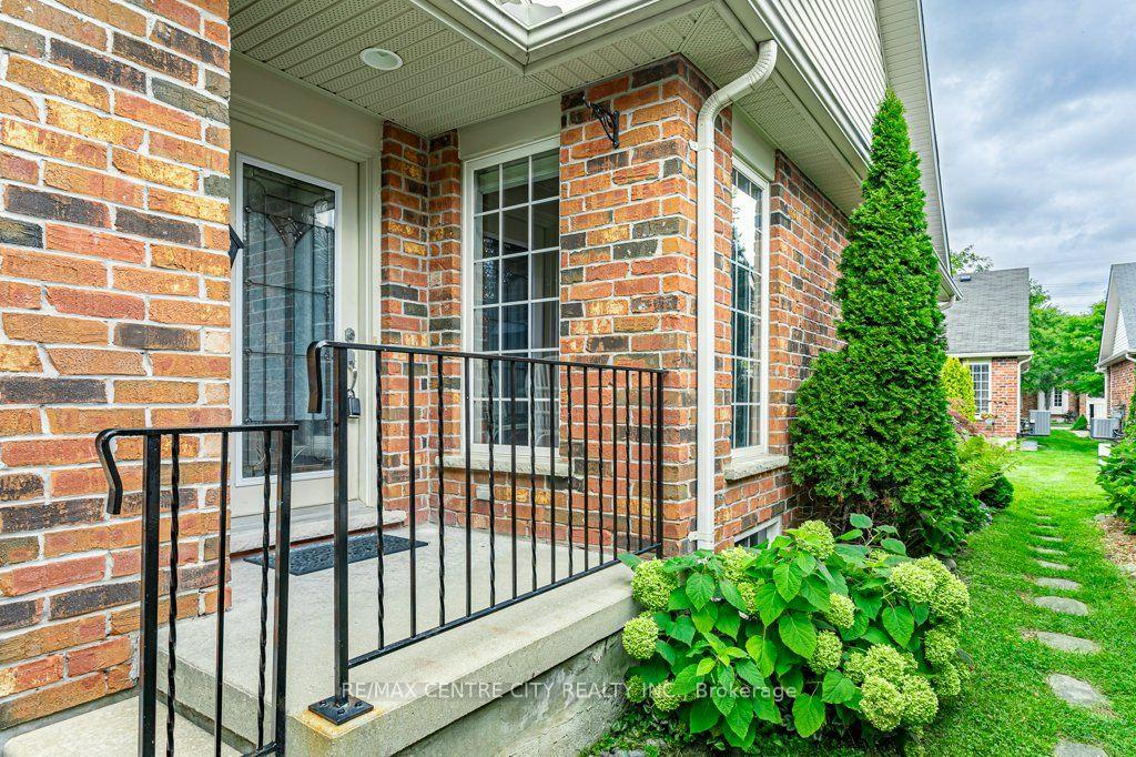 Photo 4 of Unit 51, 464 Commissioners Road W, London, South N — HOMEH