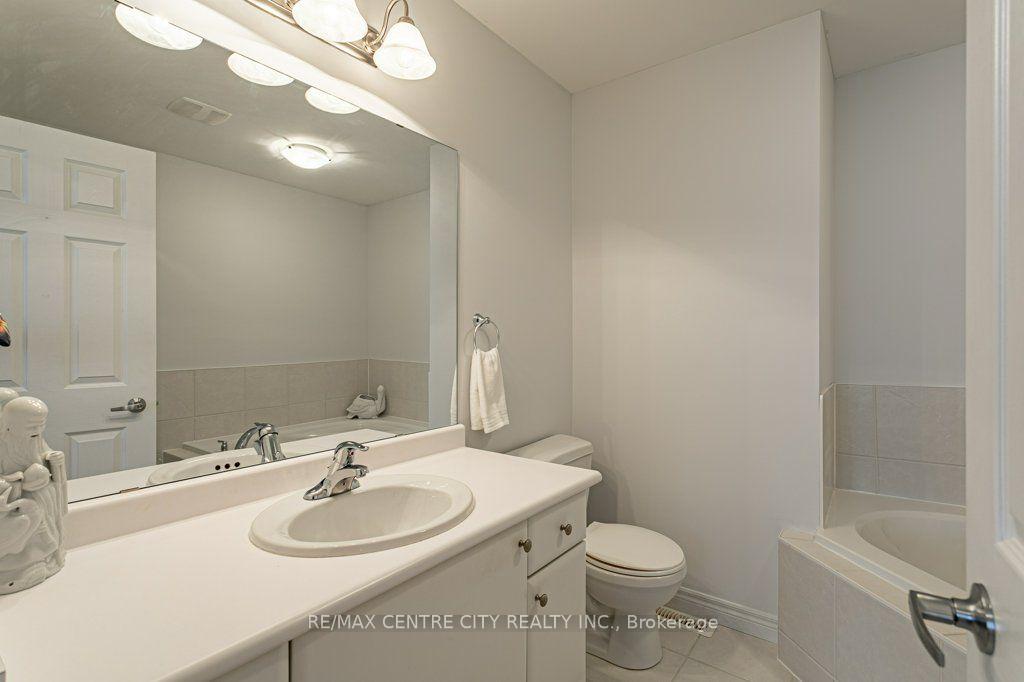 Photo 23 of Unit 51, 464 Commissioners Road W, London, South N — HOMEH