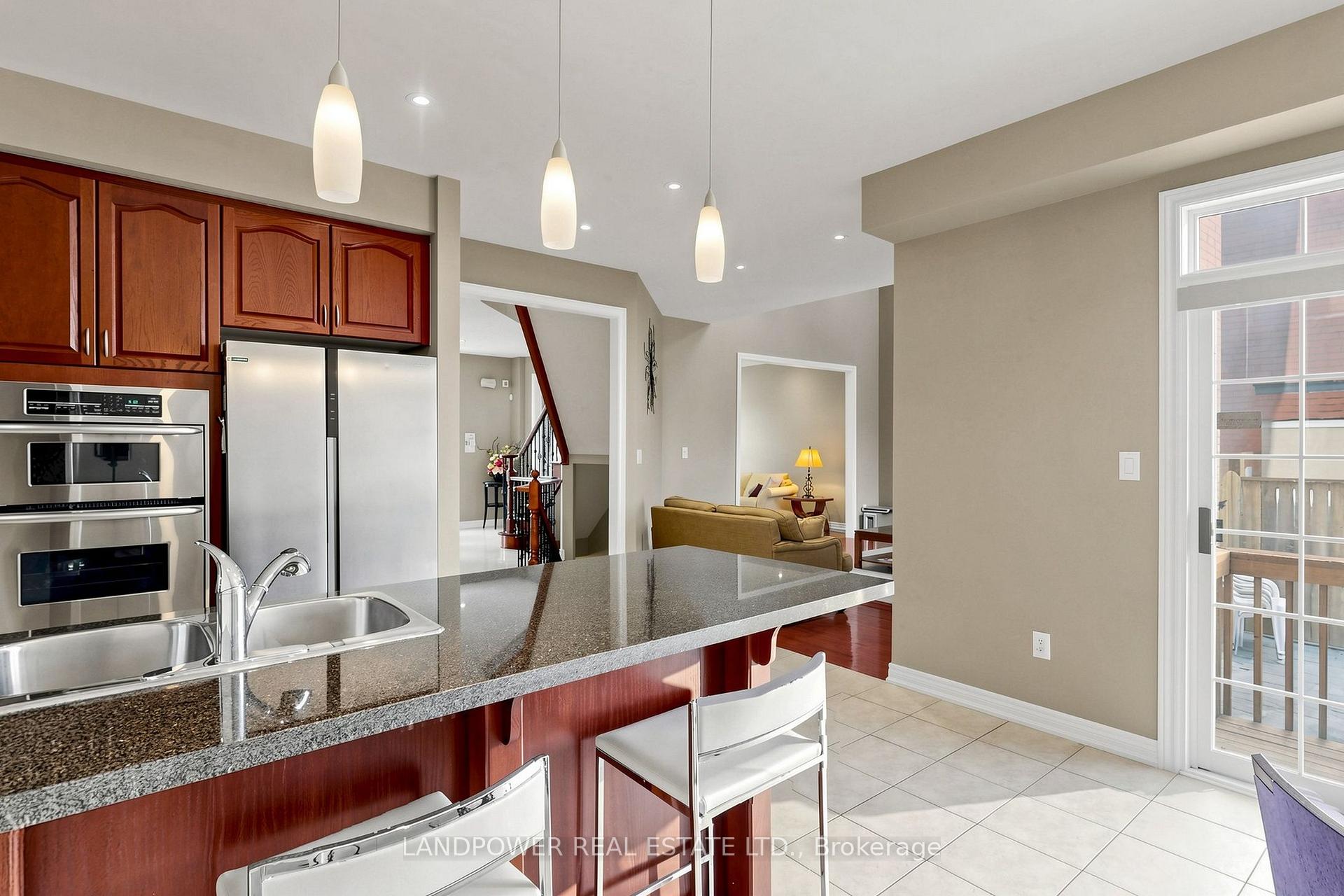 Photo 16 of 25 Reflection Road, Markham, Cathedraltown — HOMEH