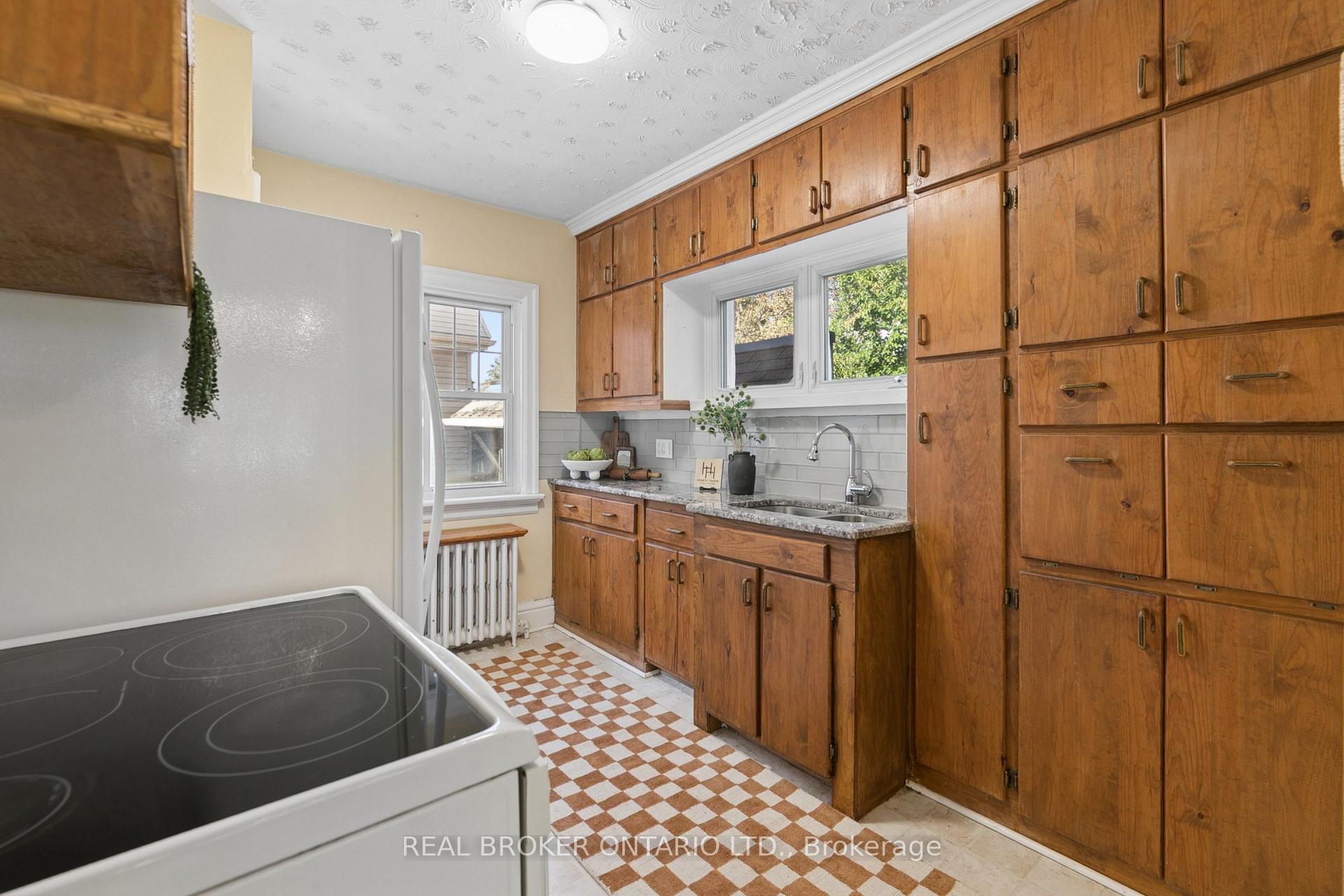 Photo 10 of 148 Lydia Street, Kitchener, Auditorium — HOMEH