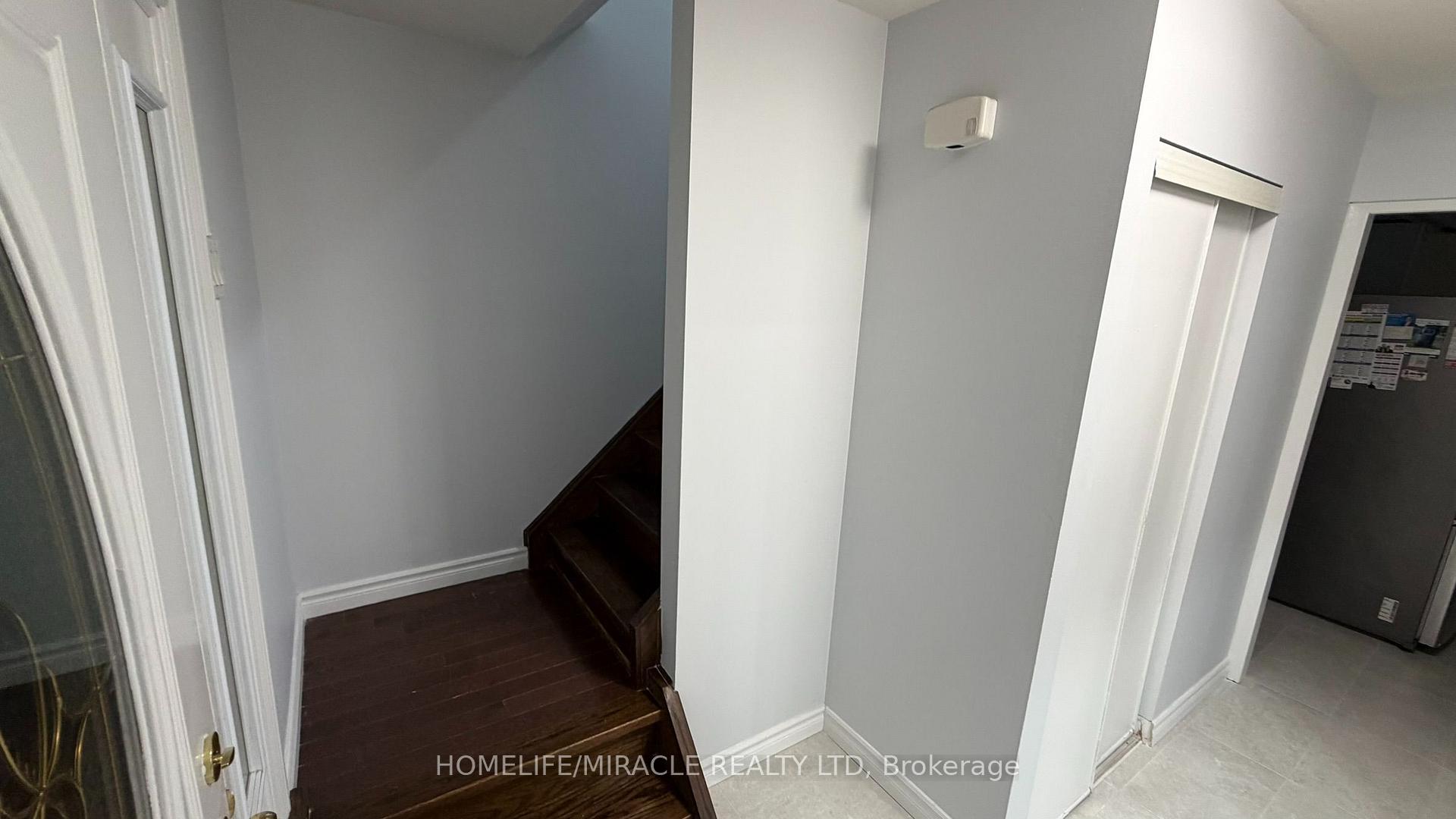 Photo 6 of 89 Dunsfold Drive, Scarborough, Malvern — HOMEH
