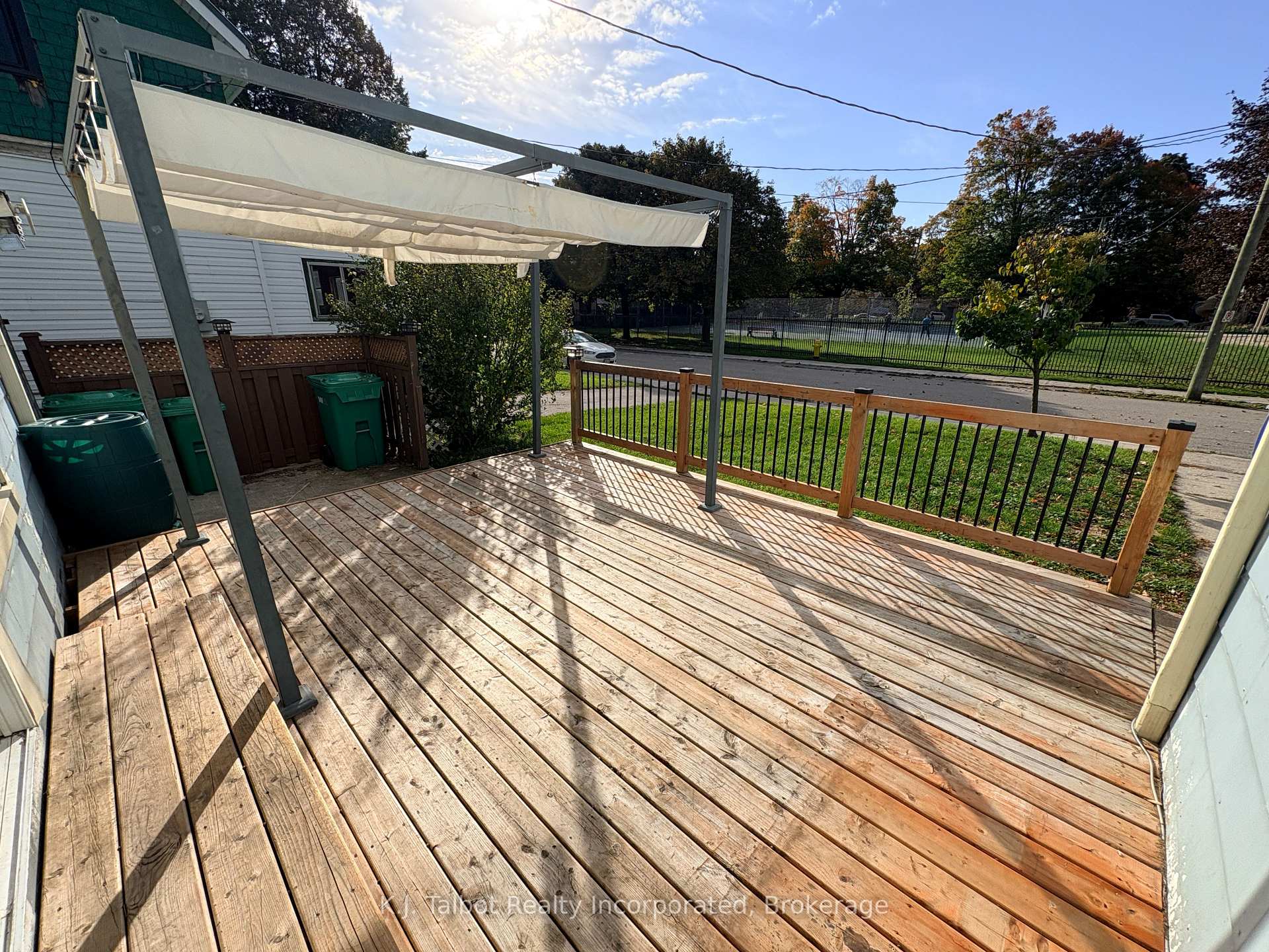 Photo 3 of 101-103 Bruce Street E, Goderich, Goderich (Town) — HOMEH