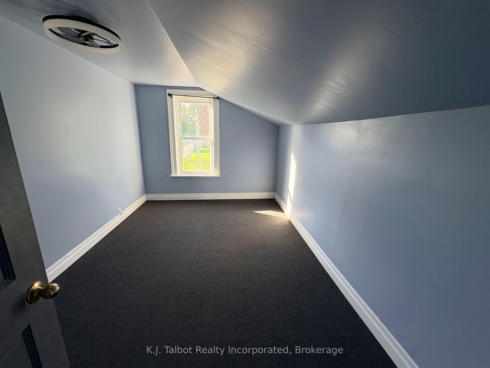 Photo 19 of 101-103 Bruce Street E, Goderich, Goderich (Town) — HOMEH