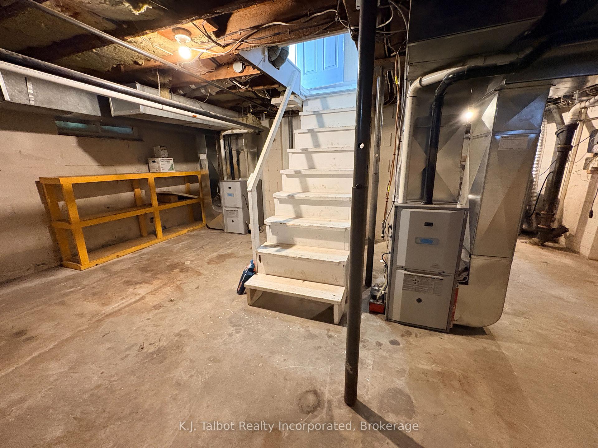 Photo 21 of 101-103 Bruce Street E, Goderich, Goderich (Town) — HOMEH