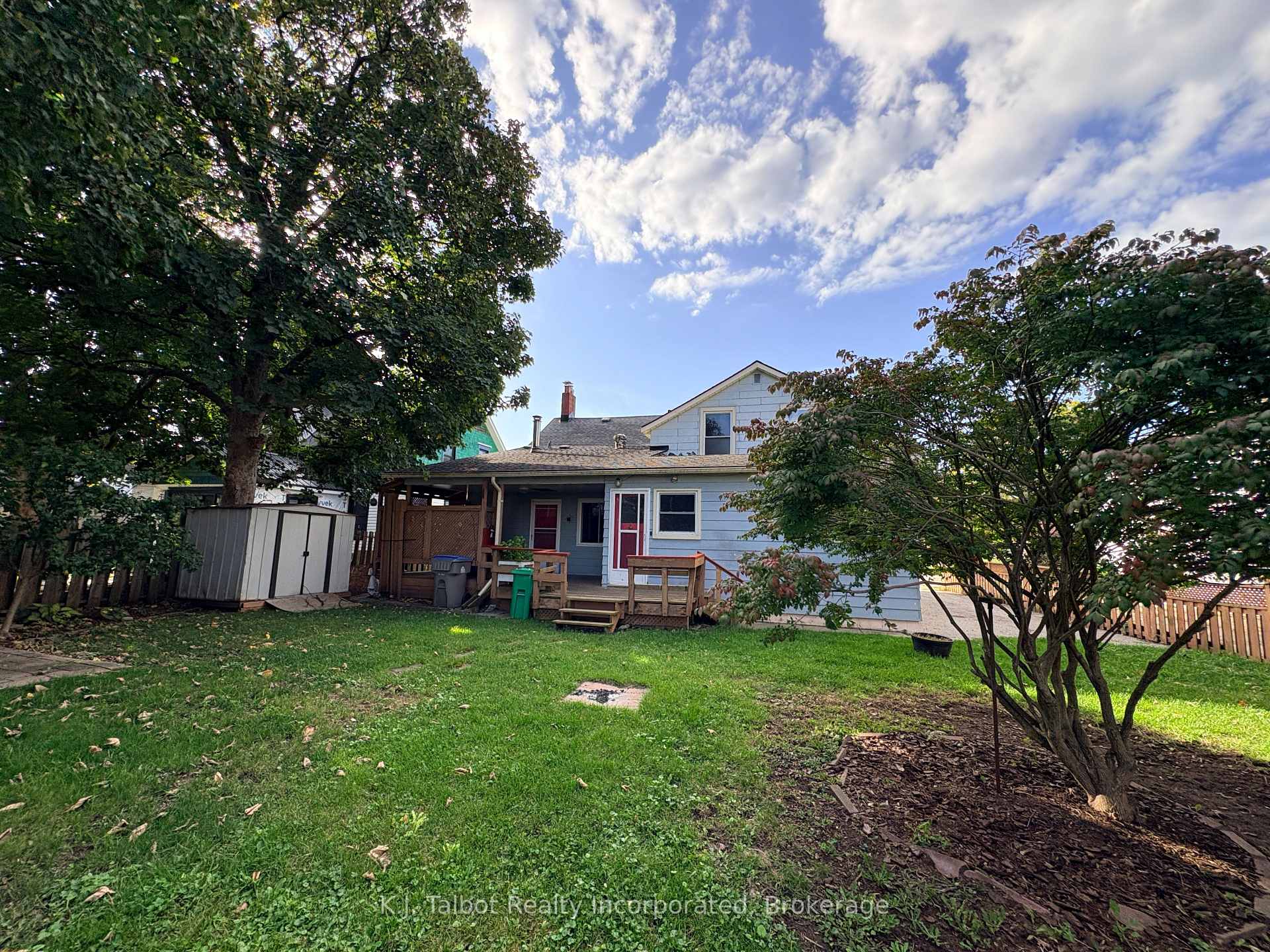 Photo 37 of 101-103 Bruce Street E, Goderich, Goderich (Town) — HOMEH