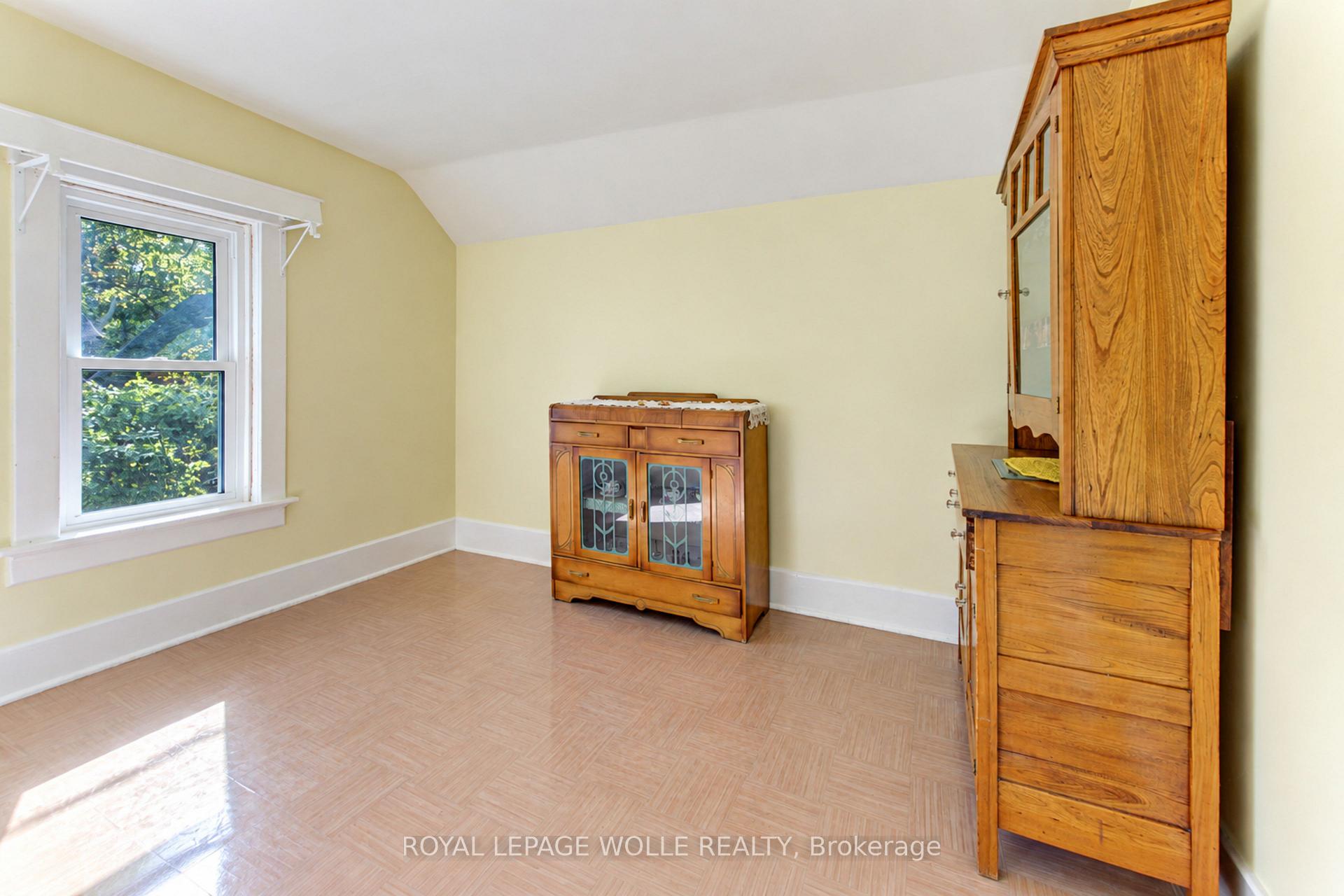 Photo 25 of 4 James Street, Woolwich, Elmira — HOMEH