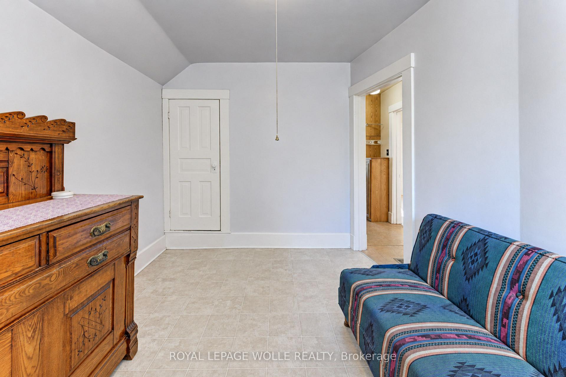 Photo 31 of 4 James Street, Woolwich, Elmira — HOMEH