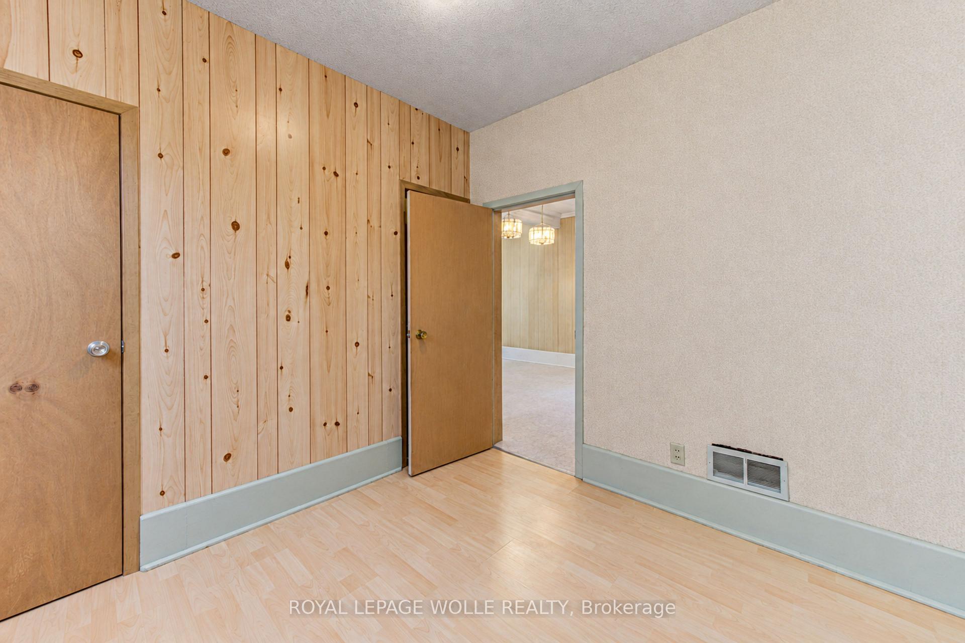Photo 17 of 4 James Street, Woolwich, Elmira — HOMEH