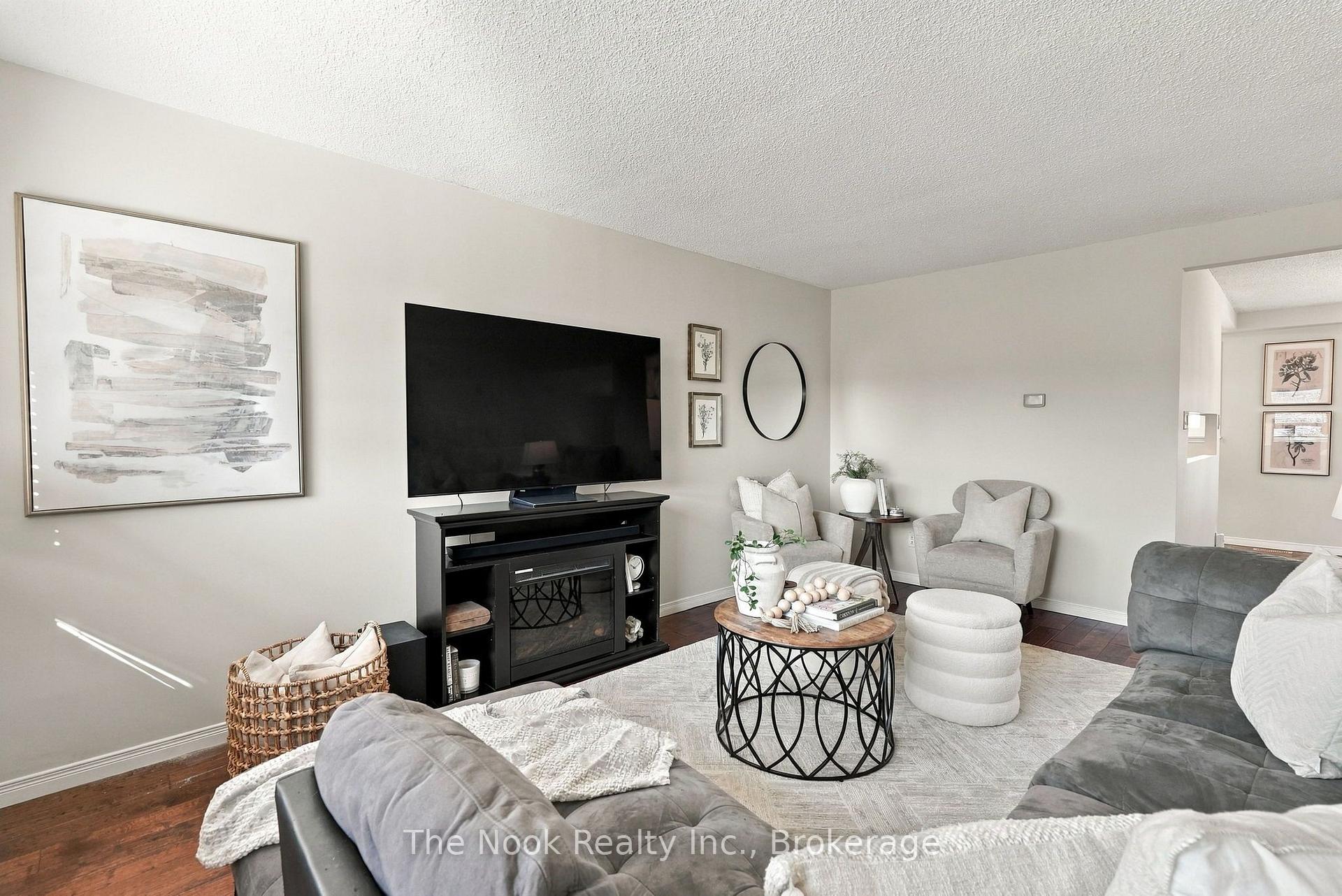 Photo 7 of Unit 49, 966 Adelaide Avenue E, Oshawa, Eastdale — HOMEH