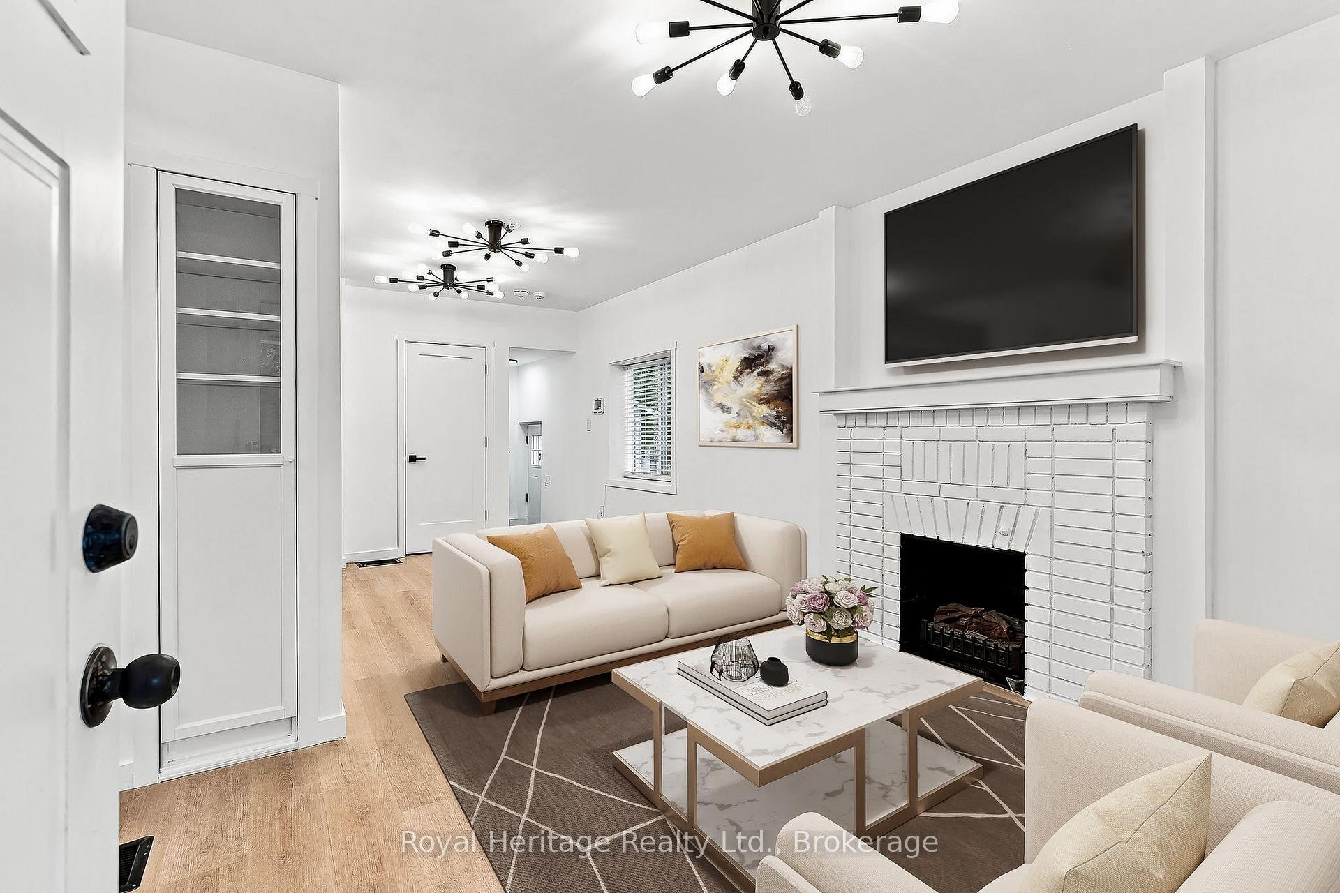 Photo 2 of 157 Water Street, Quinte West, Trenton Ward — HOMEH
