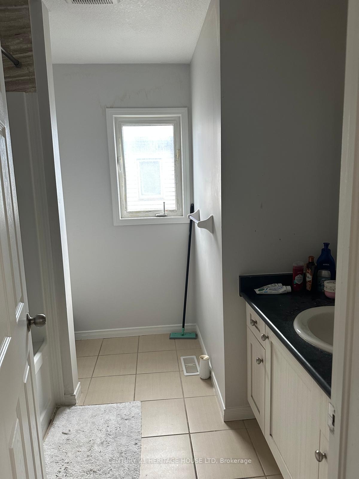 Photo 9 of Unit 28, 3200 Singleton Avenue, London, South E — HOMEH