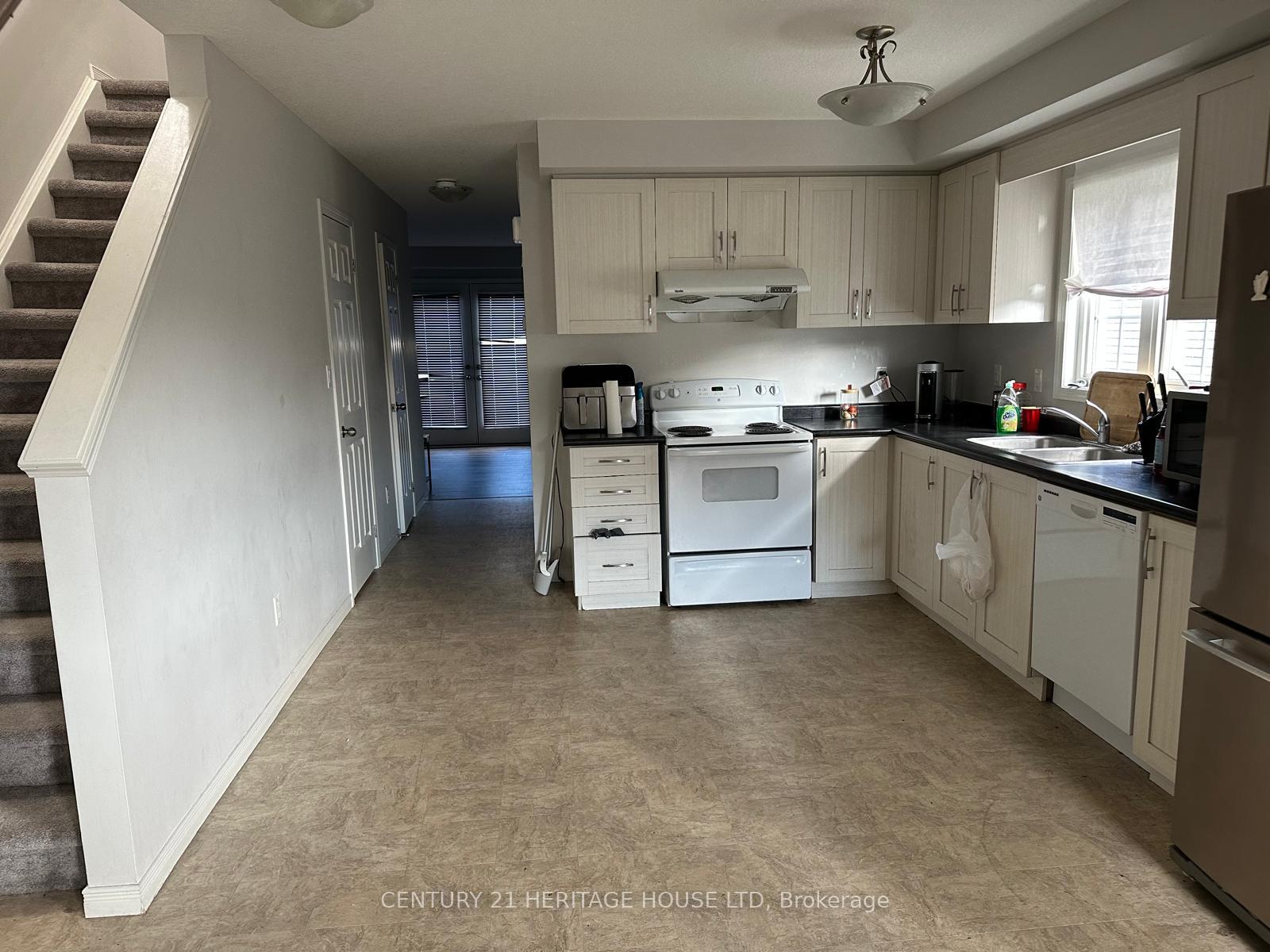 Photo 16 of Unit 28, 3200 Singleton Avenue, London, South E — HOMEH
