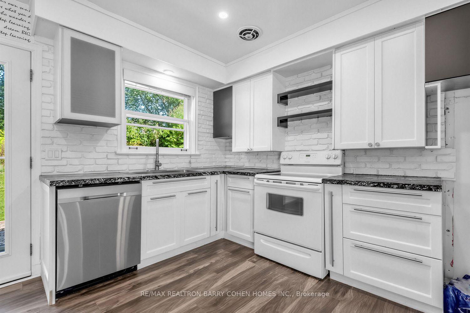 Photo 20 of 19 Oakbank Road, Vaughan, Uplands — HOMEH