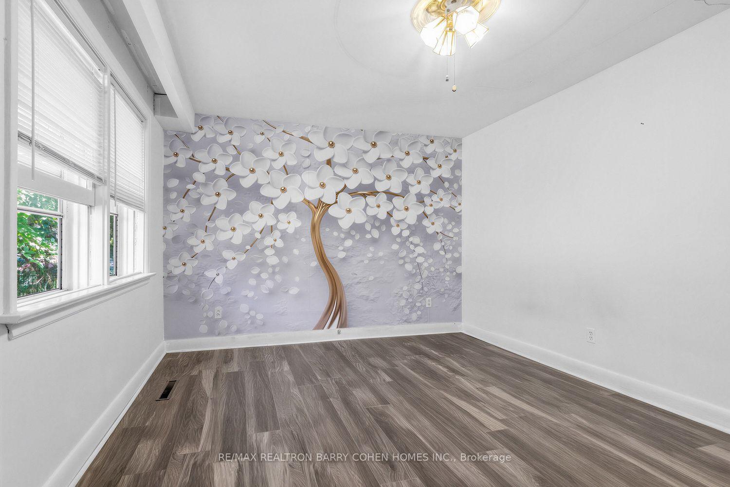 Photo 27 of 19 Oakbank Road, Vaughan, Uplands — HOMEH