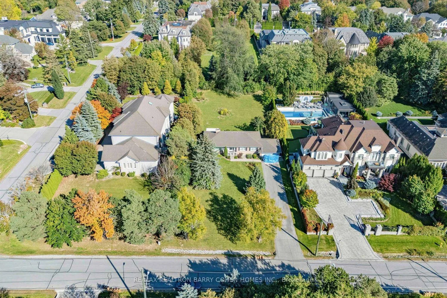 Photo 8 of 19 Oakbank Road, Vaughan, Uplands — HOMEH