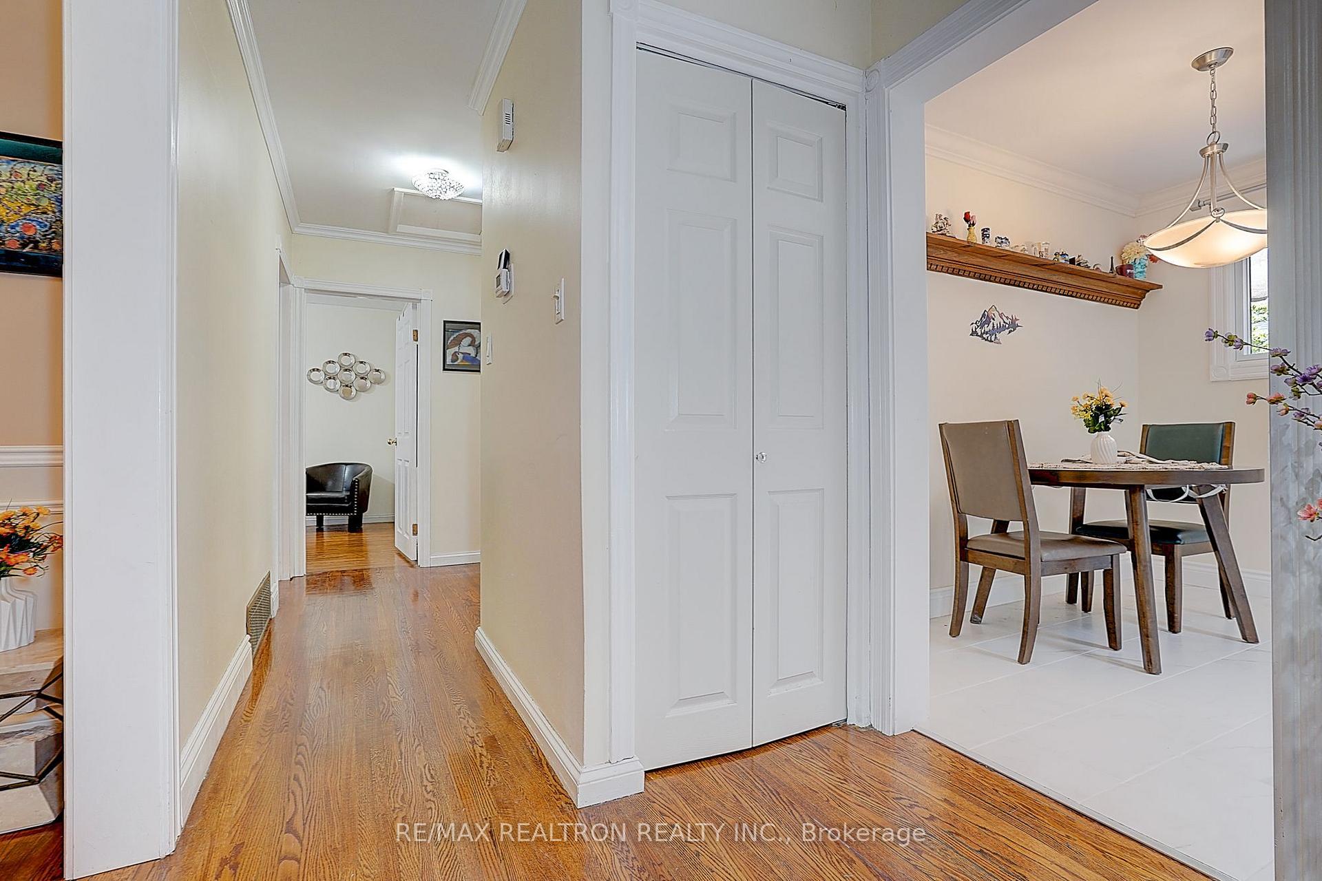 Photo 11 of 583 Pinewood Street, Oshawa, O'Neill — HOMEH