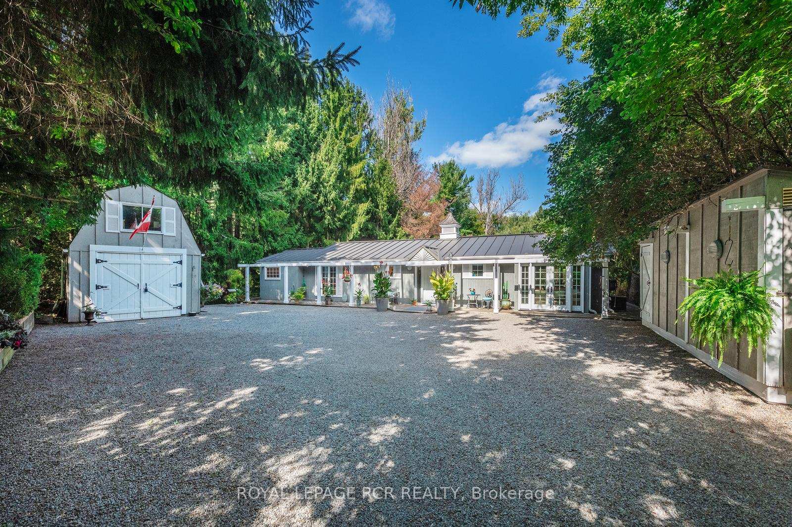 Photo 2 of 114 Kennedy Road, Caledon, Cheltenham — HOMEH