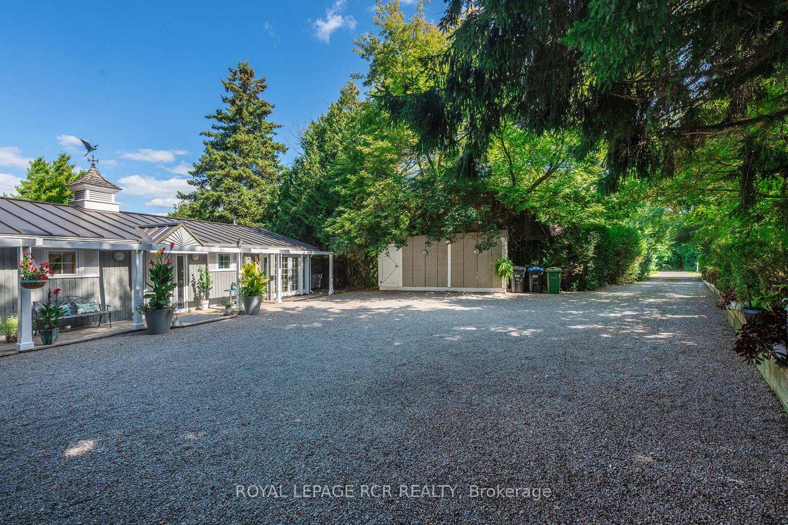 Photo 3 of 114 Kennedy Road, Caledon, Cheltenham — HOMEH