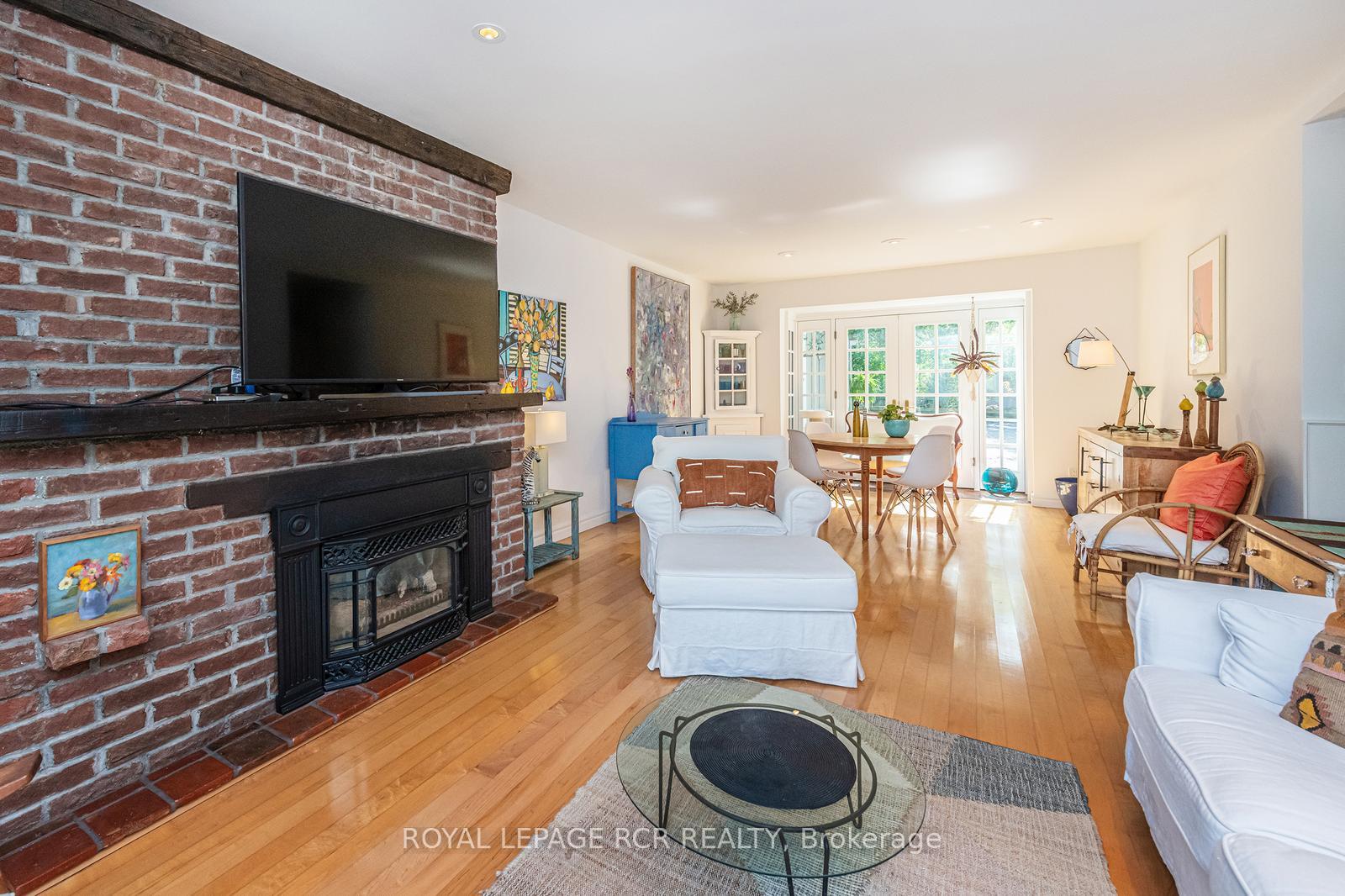 Photo 12 of 114 Kennedy Road, Caledon, Cheltenham — HOMEH