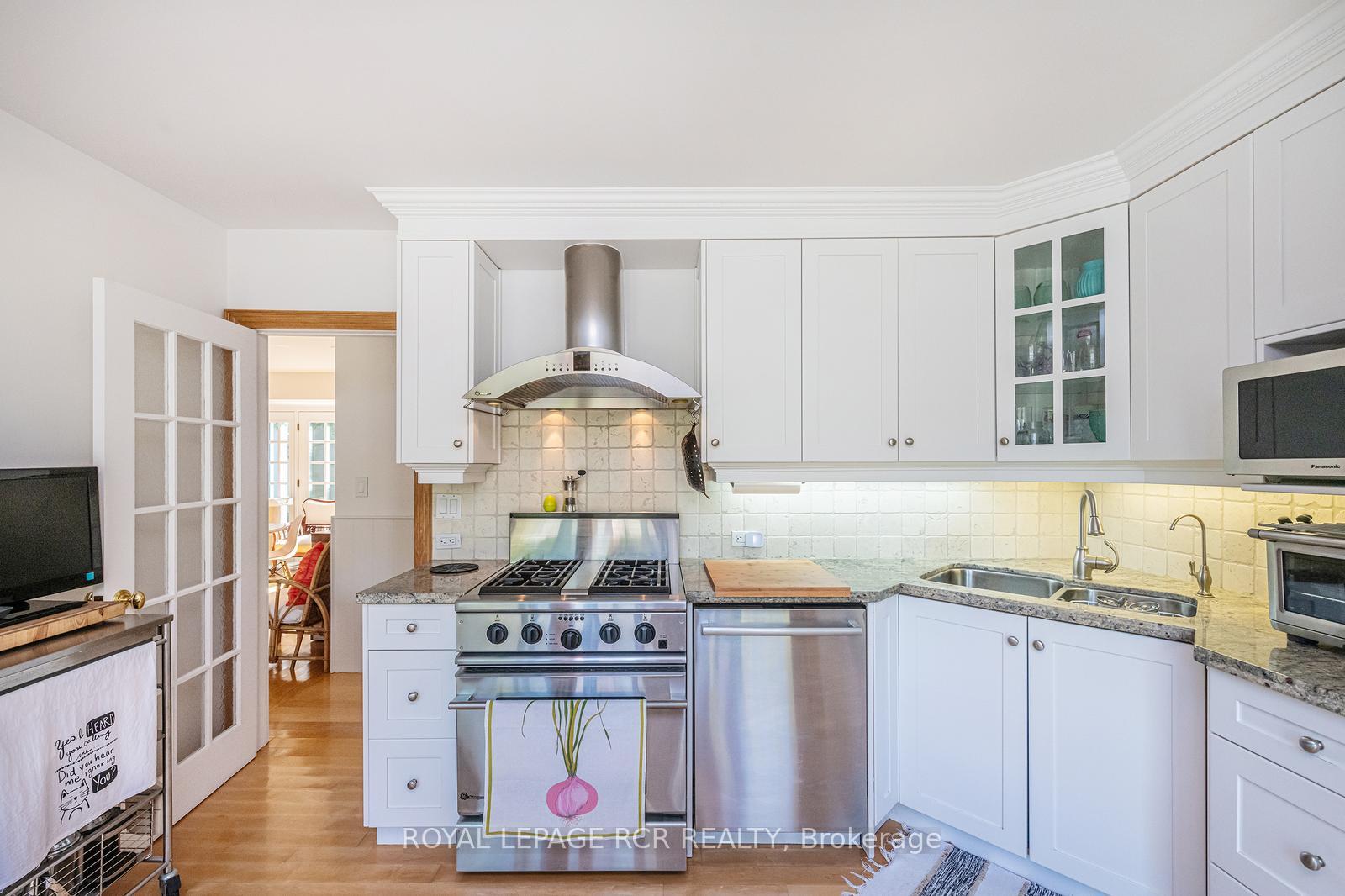 Photo 14 of 114 Kennedy Road, Caledon, Cheltenham — HOMEH
