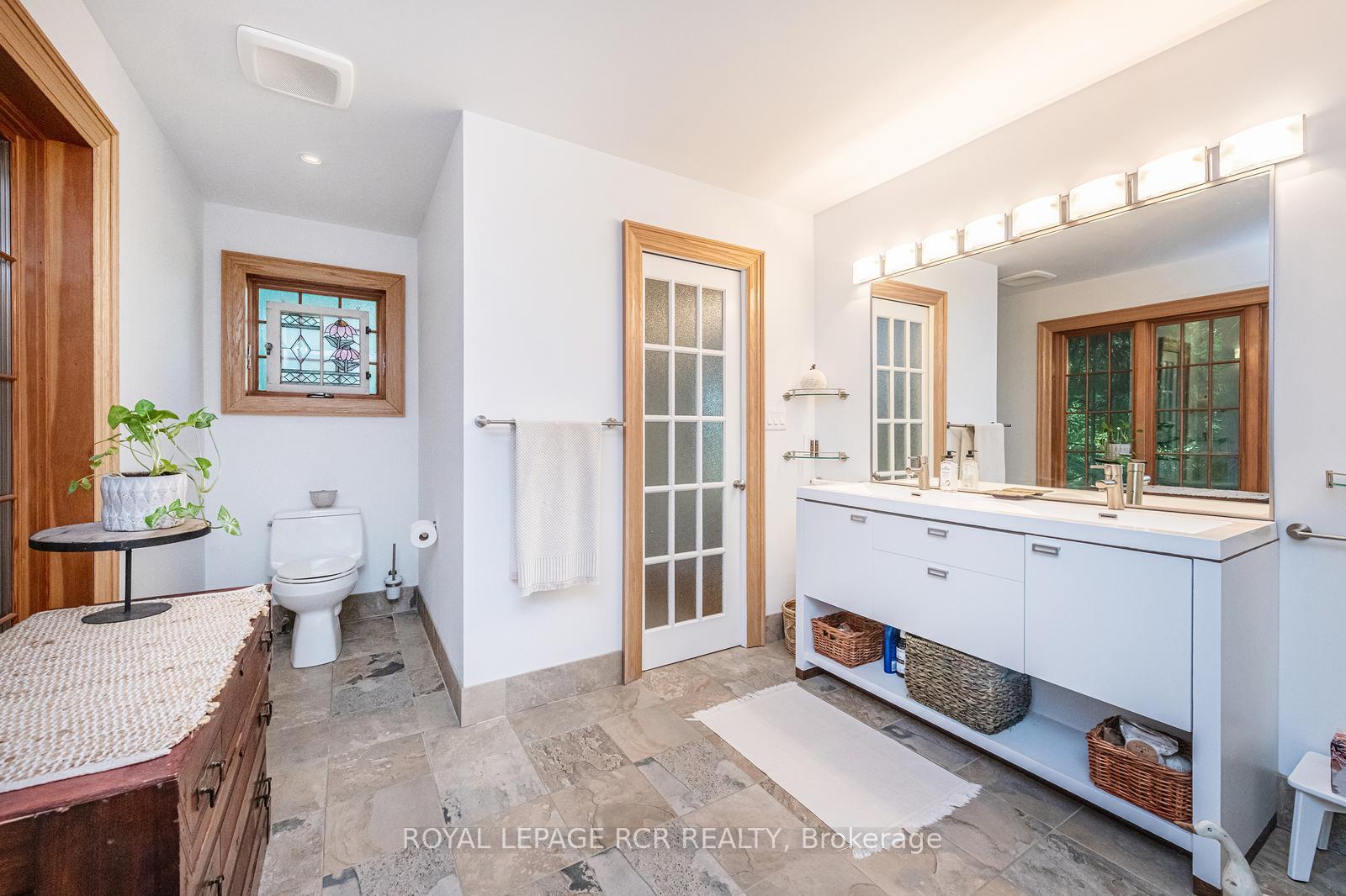 Photo 19 of 114 Kennedy Road, Caledon, Cheltenham — HOMEH